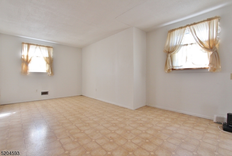 2 Kennedy Ct