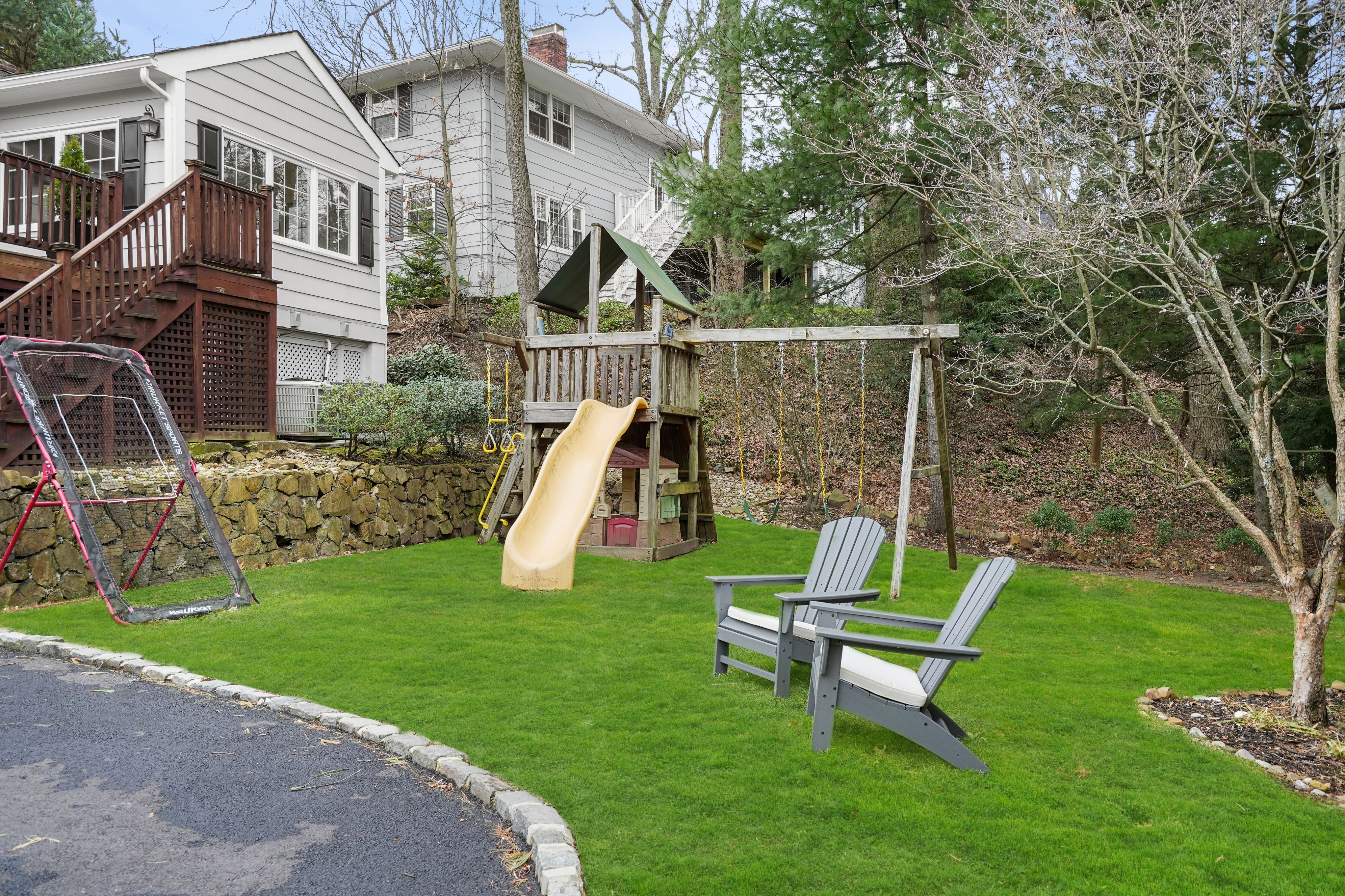 3 Knob Hill Drive 