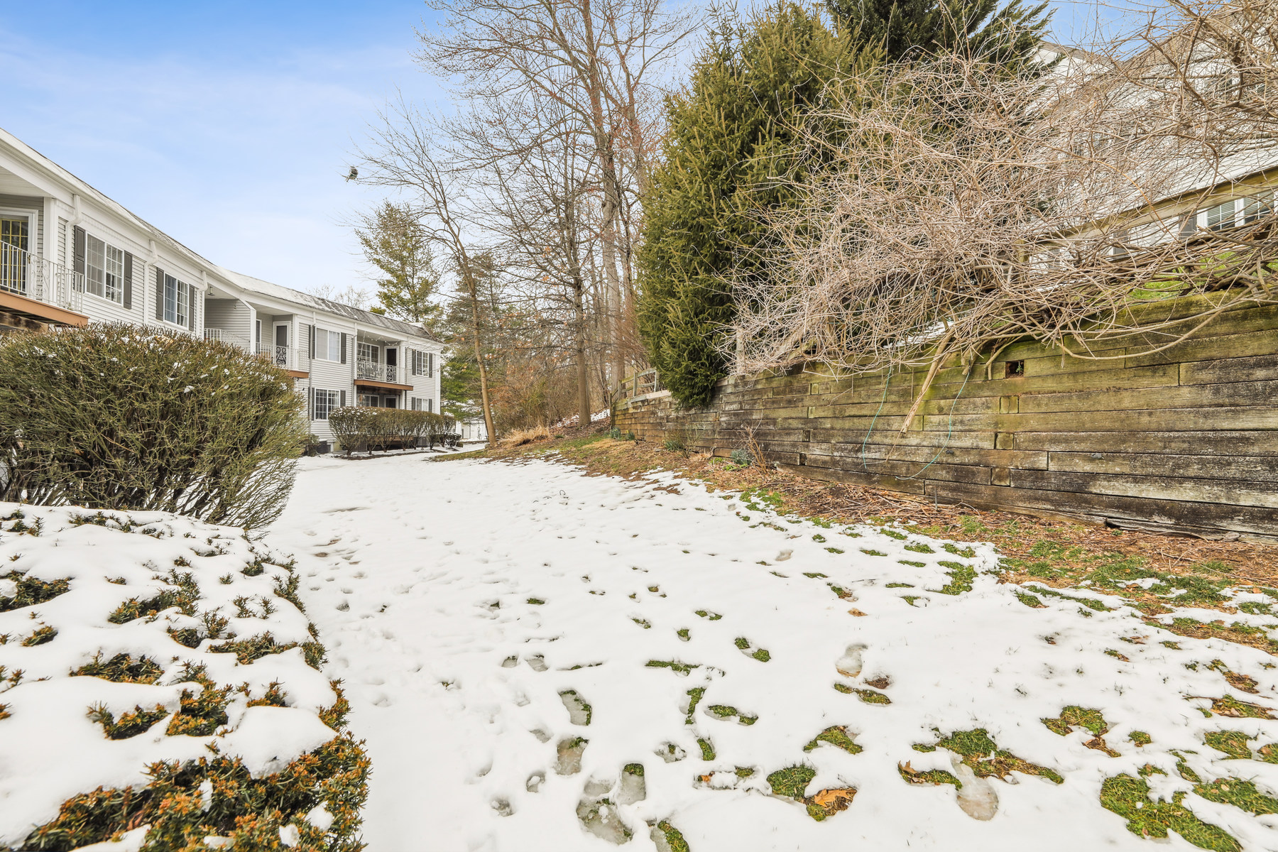 230 Riveredge Drive