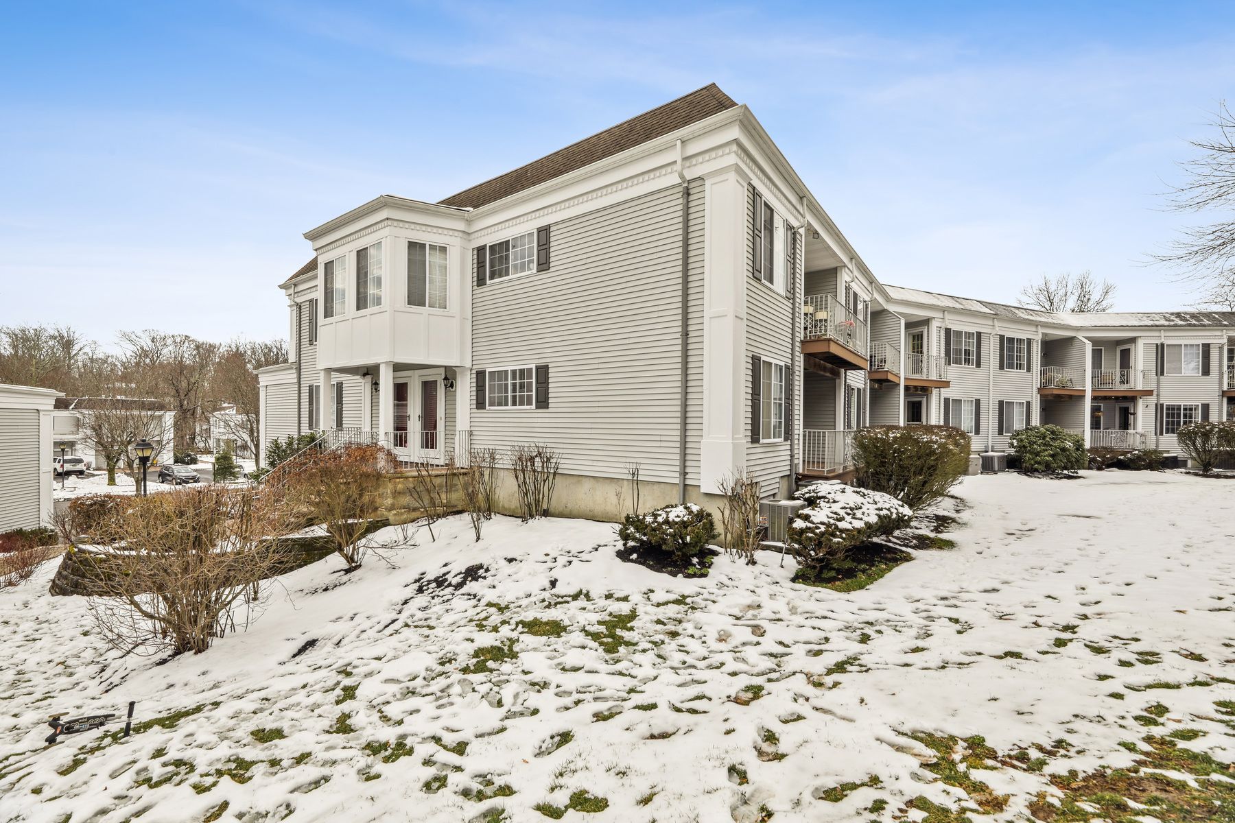 230 Riveredge Drive