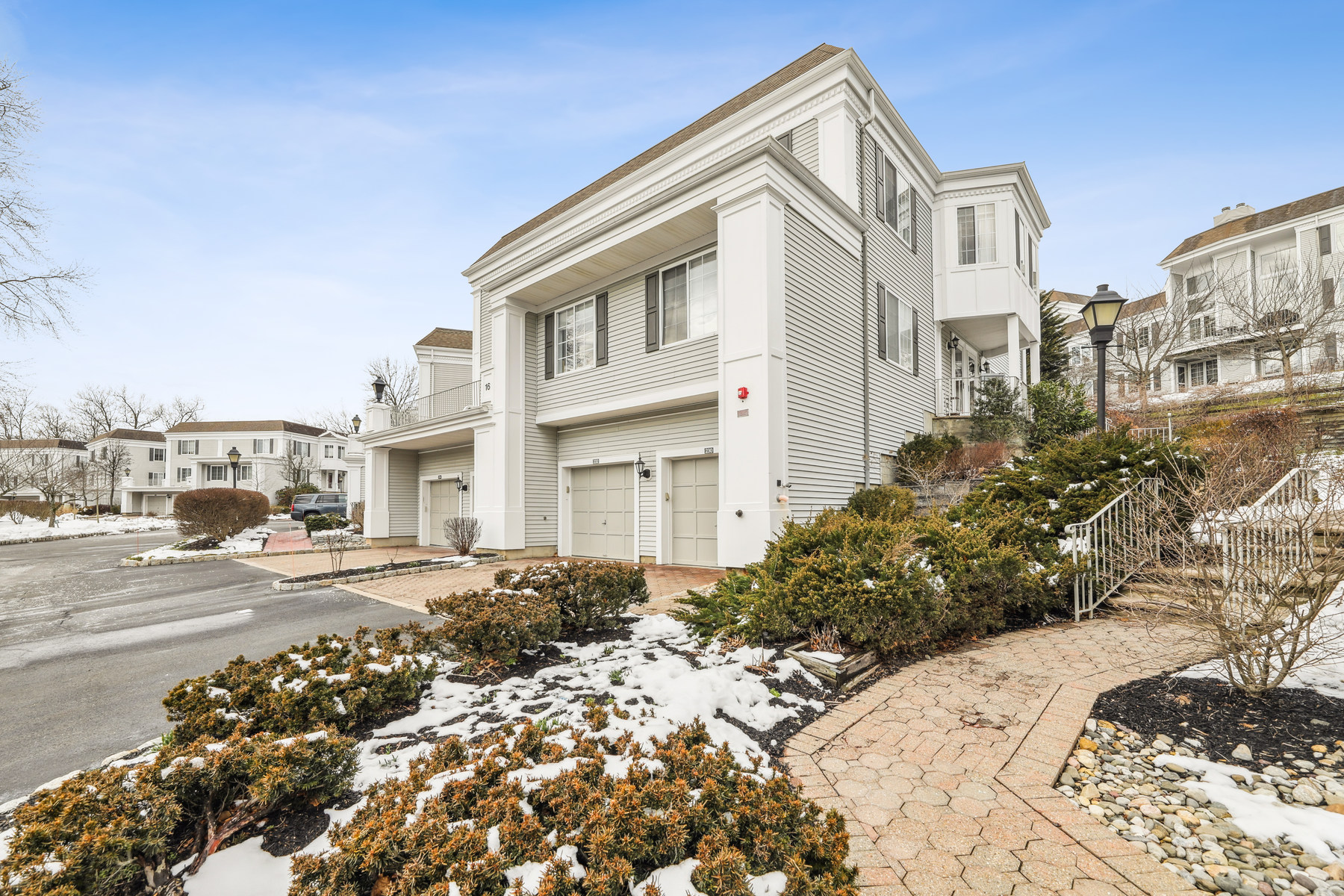 230 Riveredge Drive