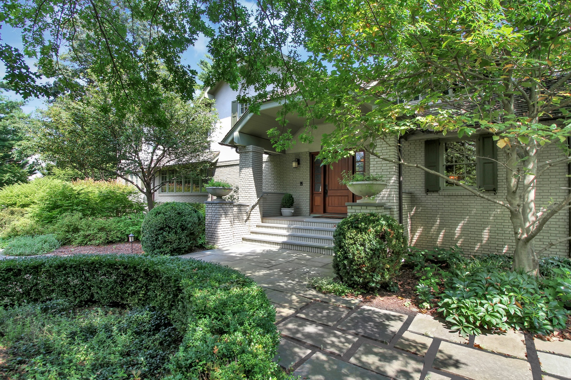 20 Adams Avenue 