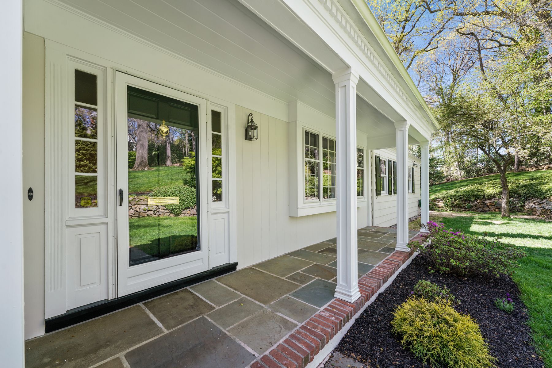 18 Canterbury Lane 