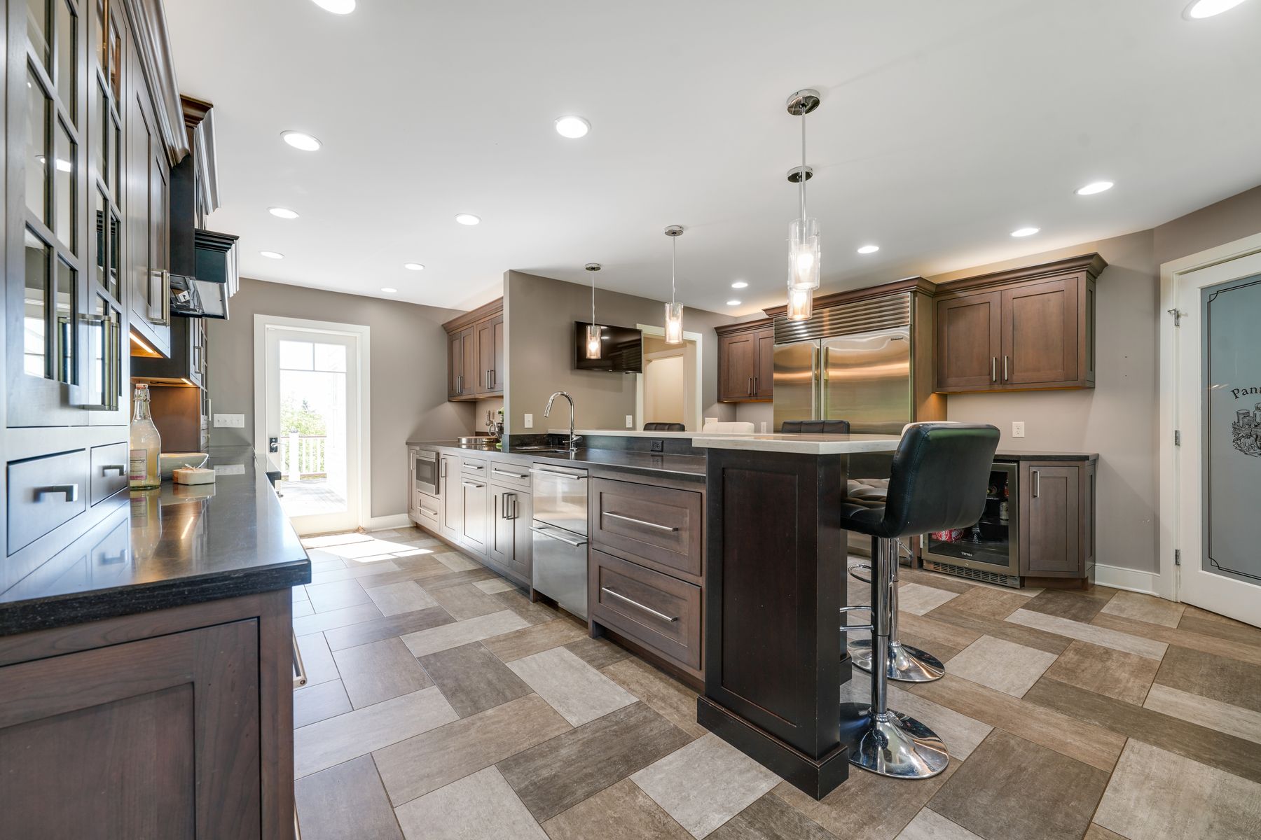 18 Canterbury Lane 