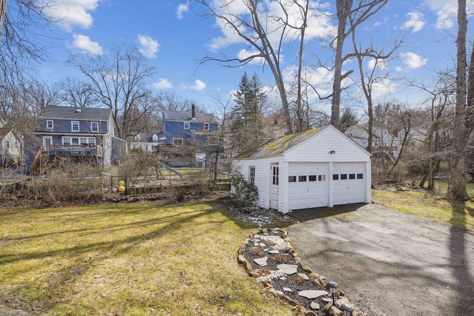 22 Sheridan Avenue 