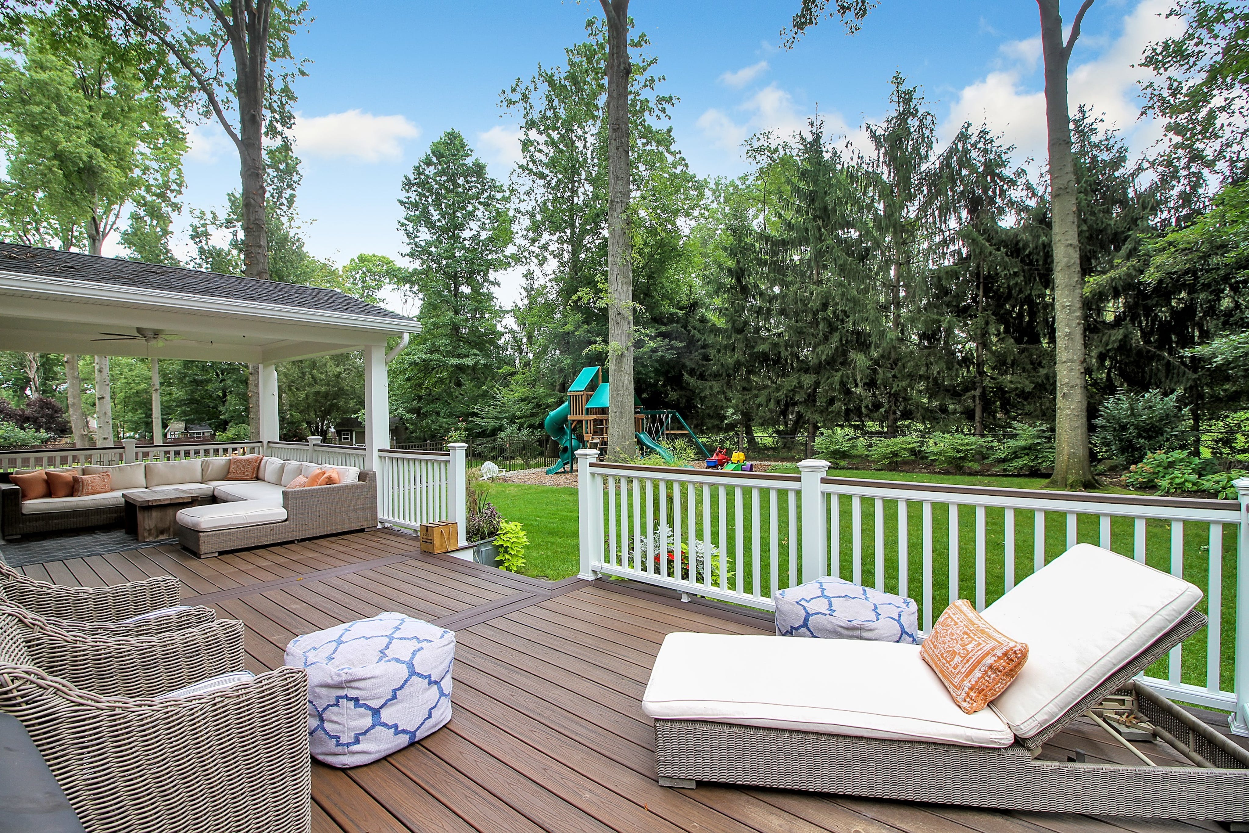 167 Colonial Road 