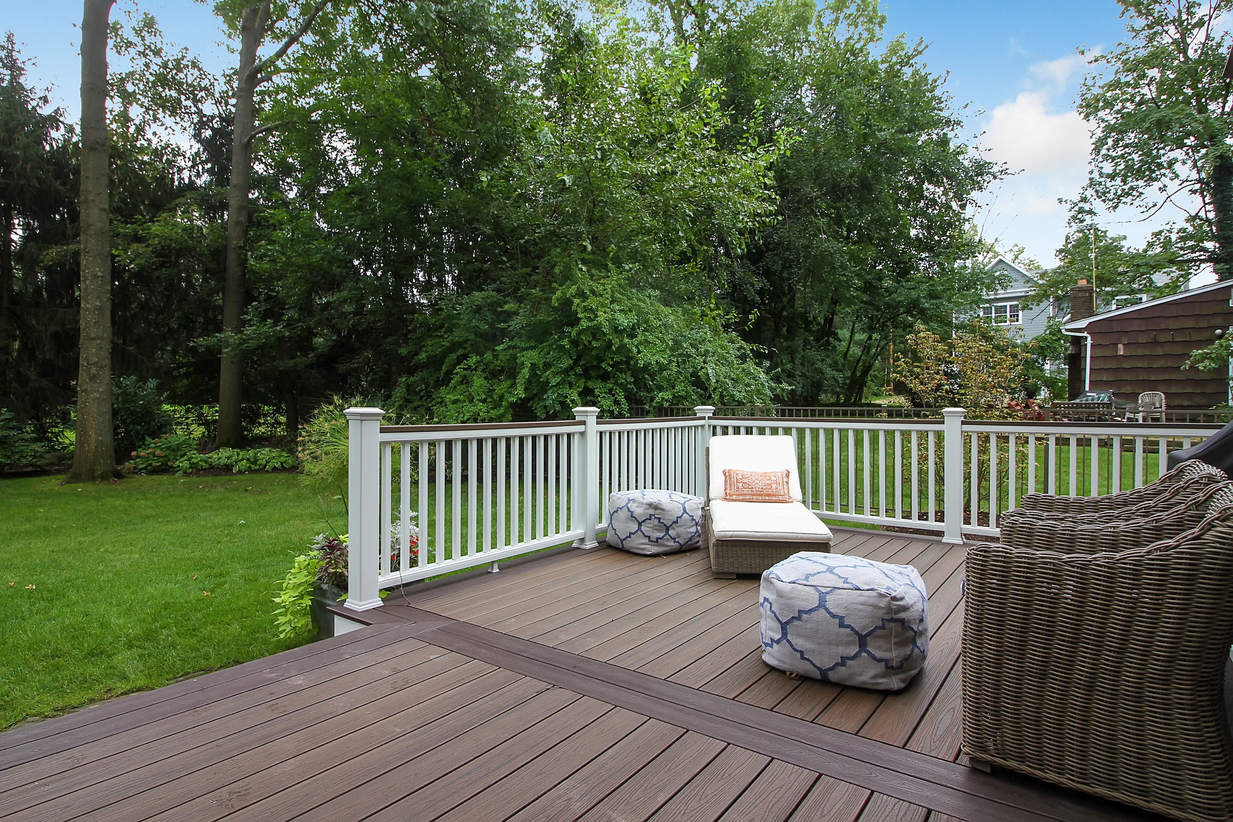 167 Colonial Road 