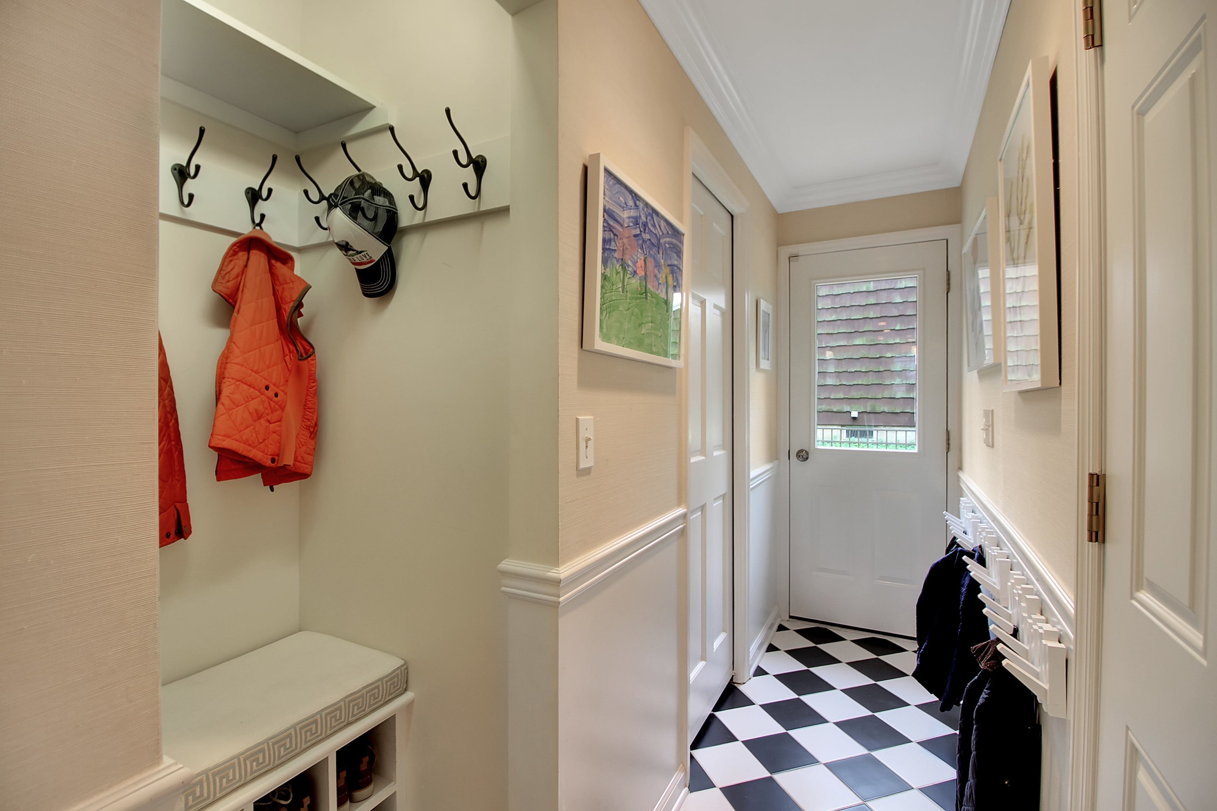 167 Colonial Road 