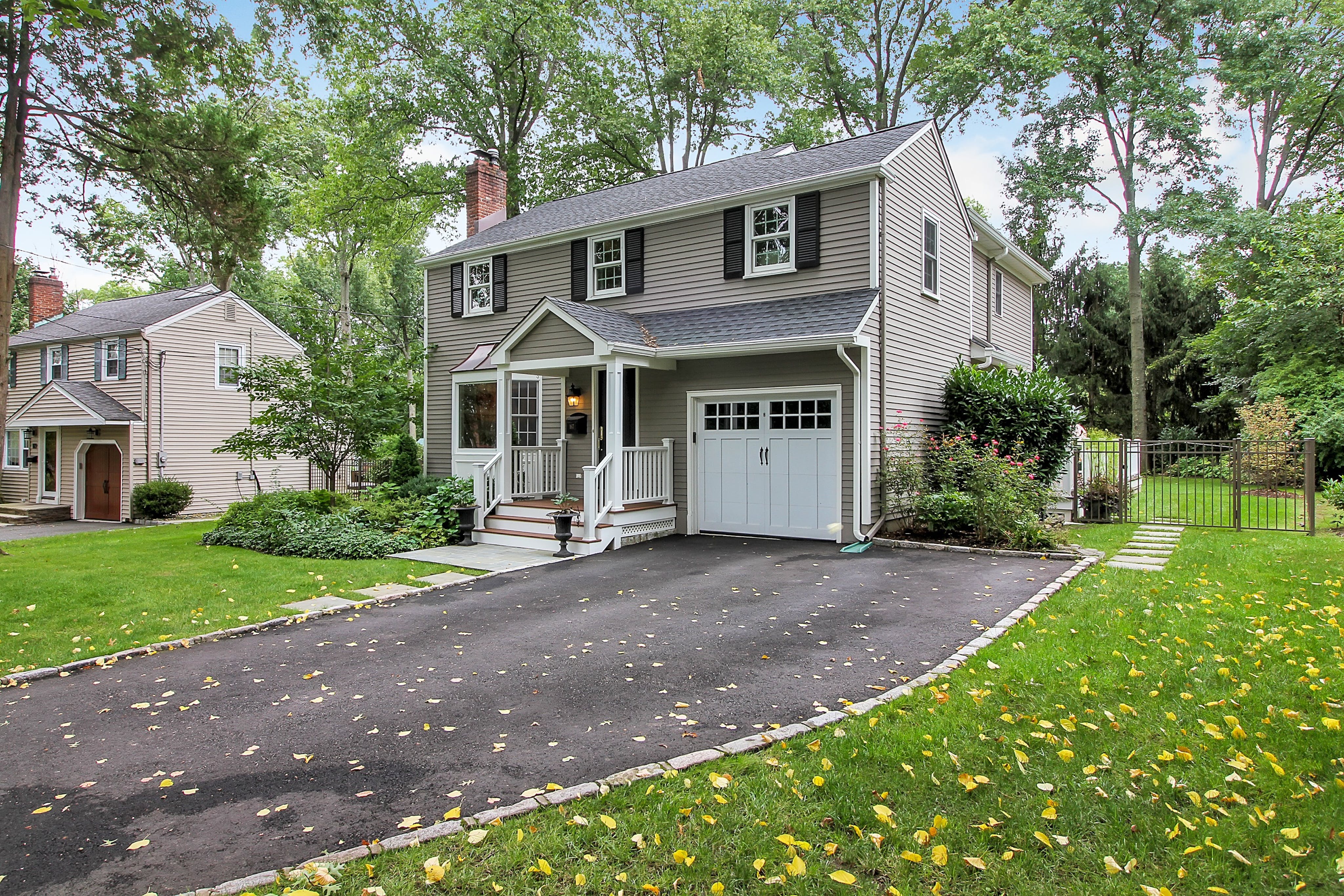 167 Colonial Road 