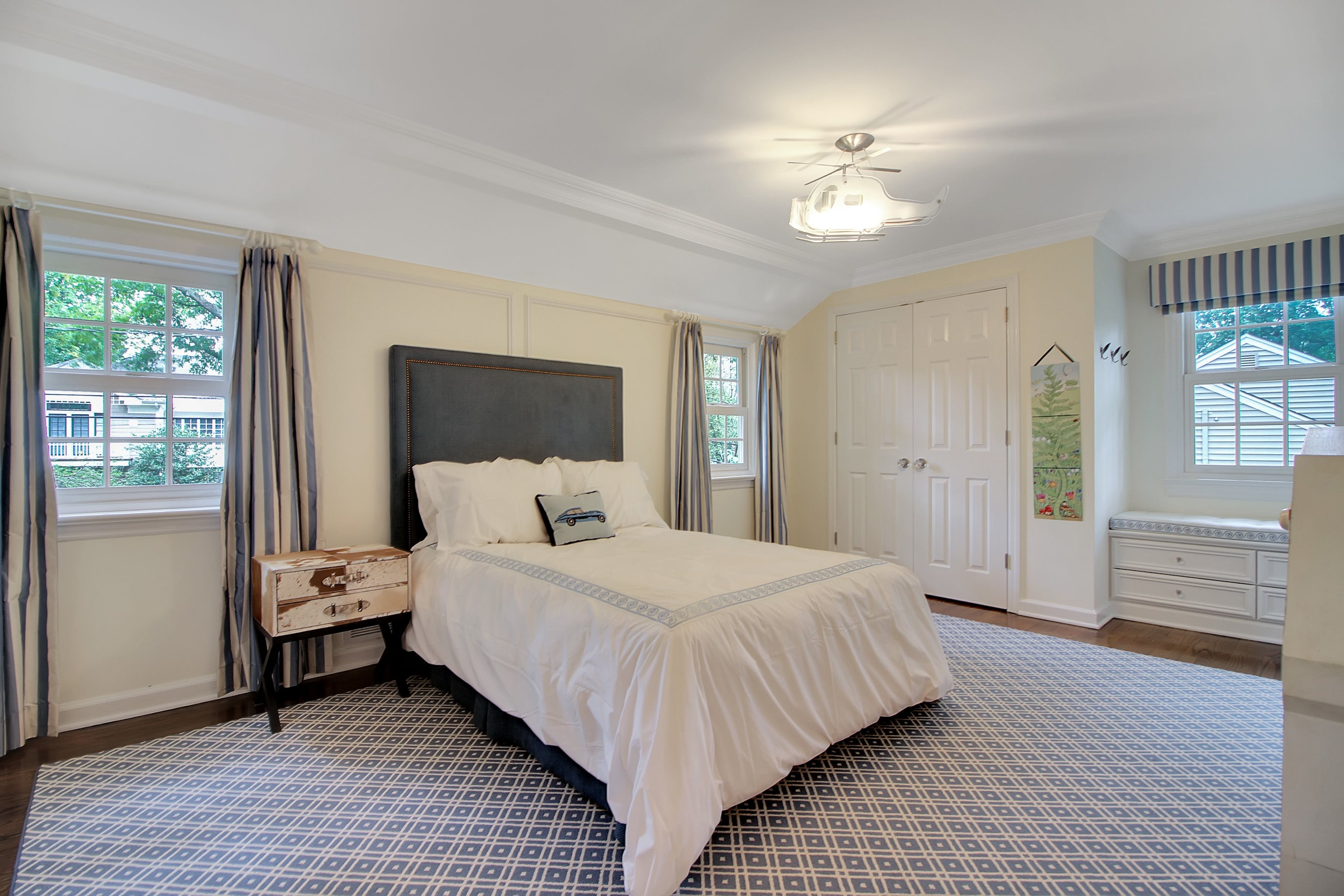167 Colonial Road 