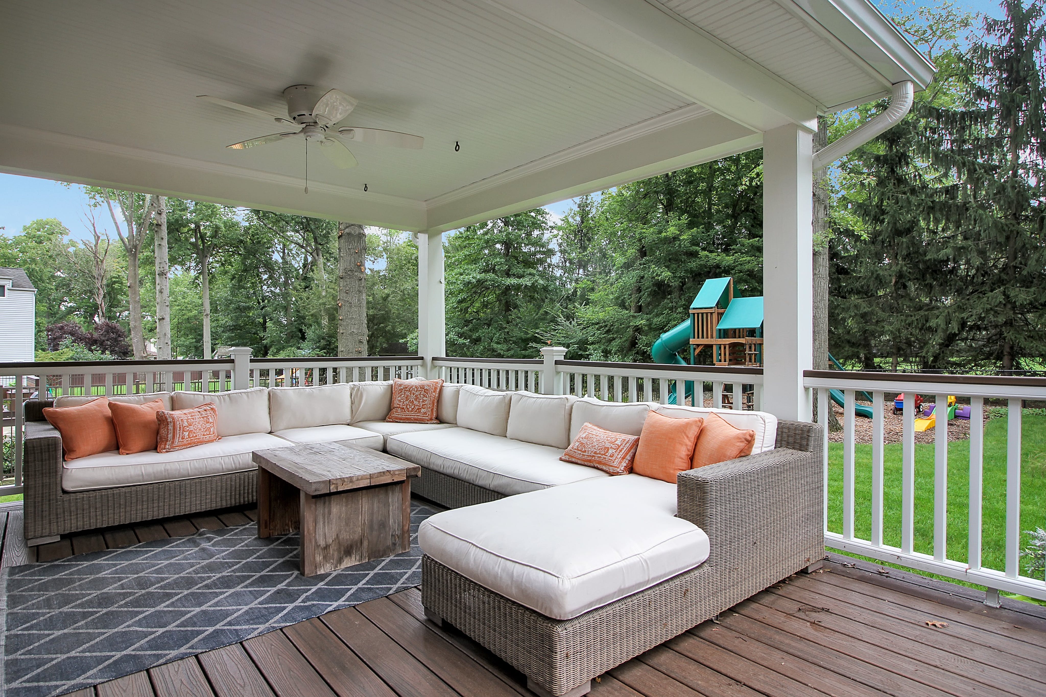 167 Colonial Road 