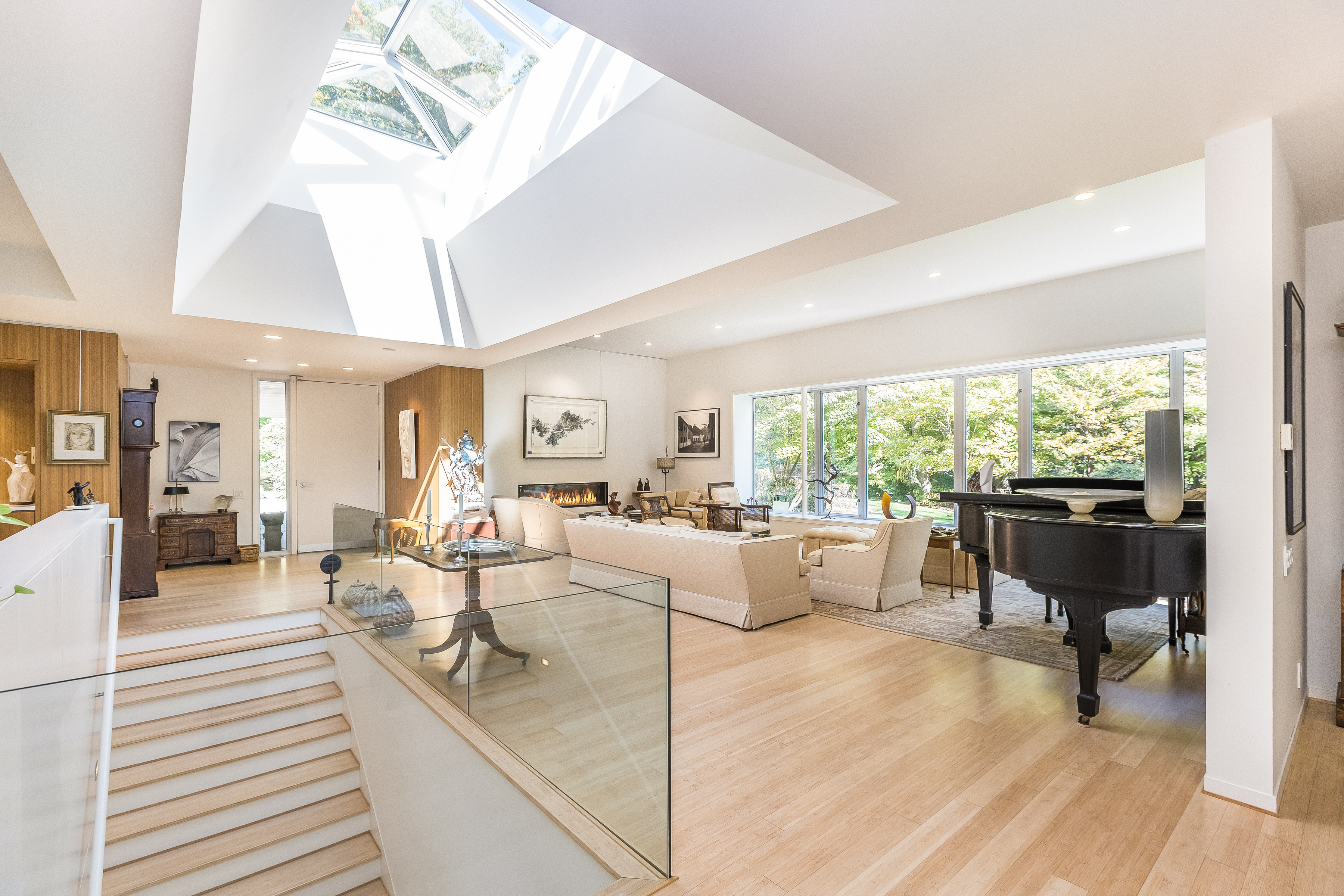 16 Tulip Avenue 