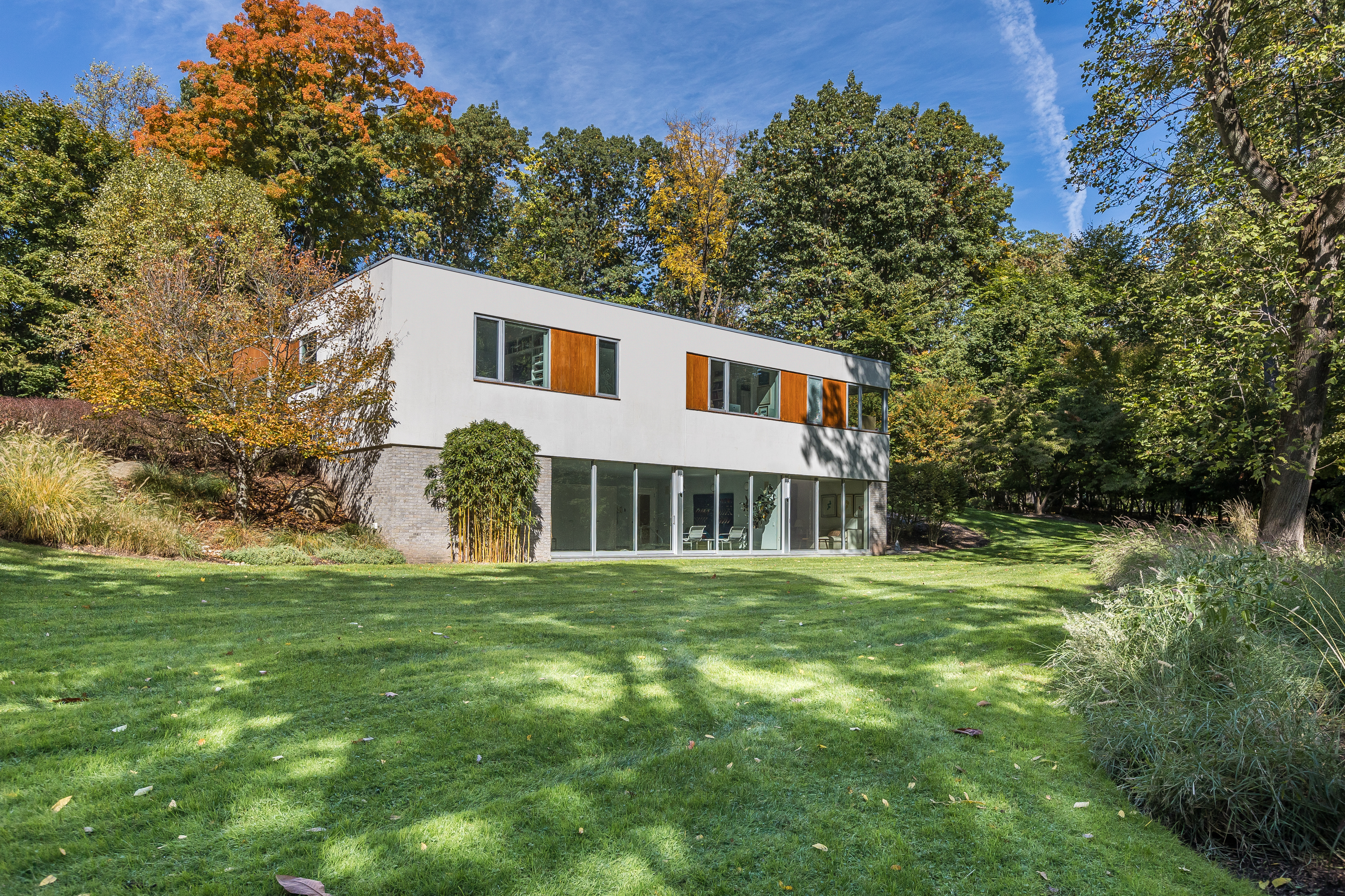 16 Tulip Avenue 