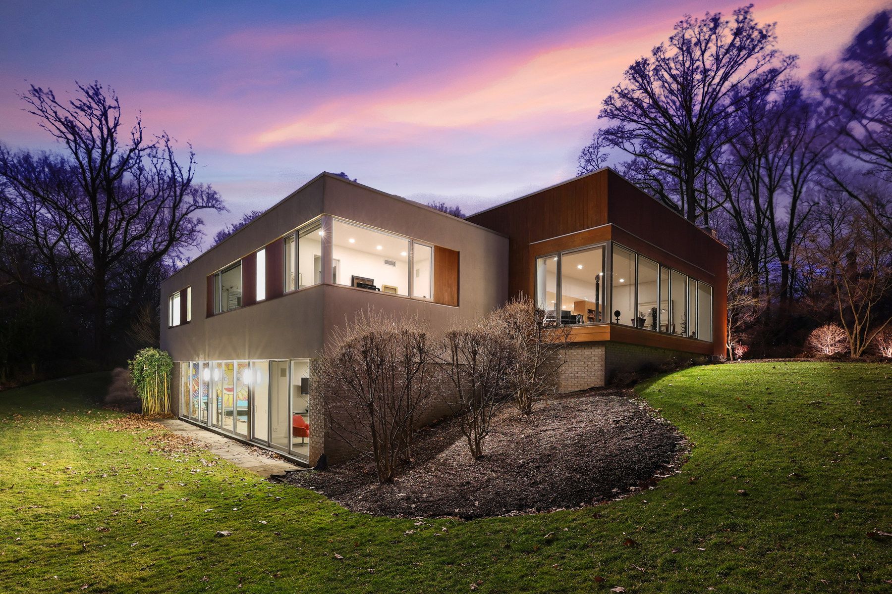 16 Tulip Avenue 