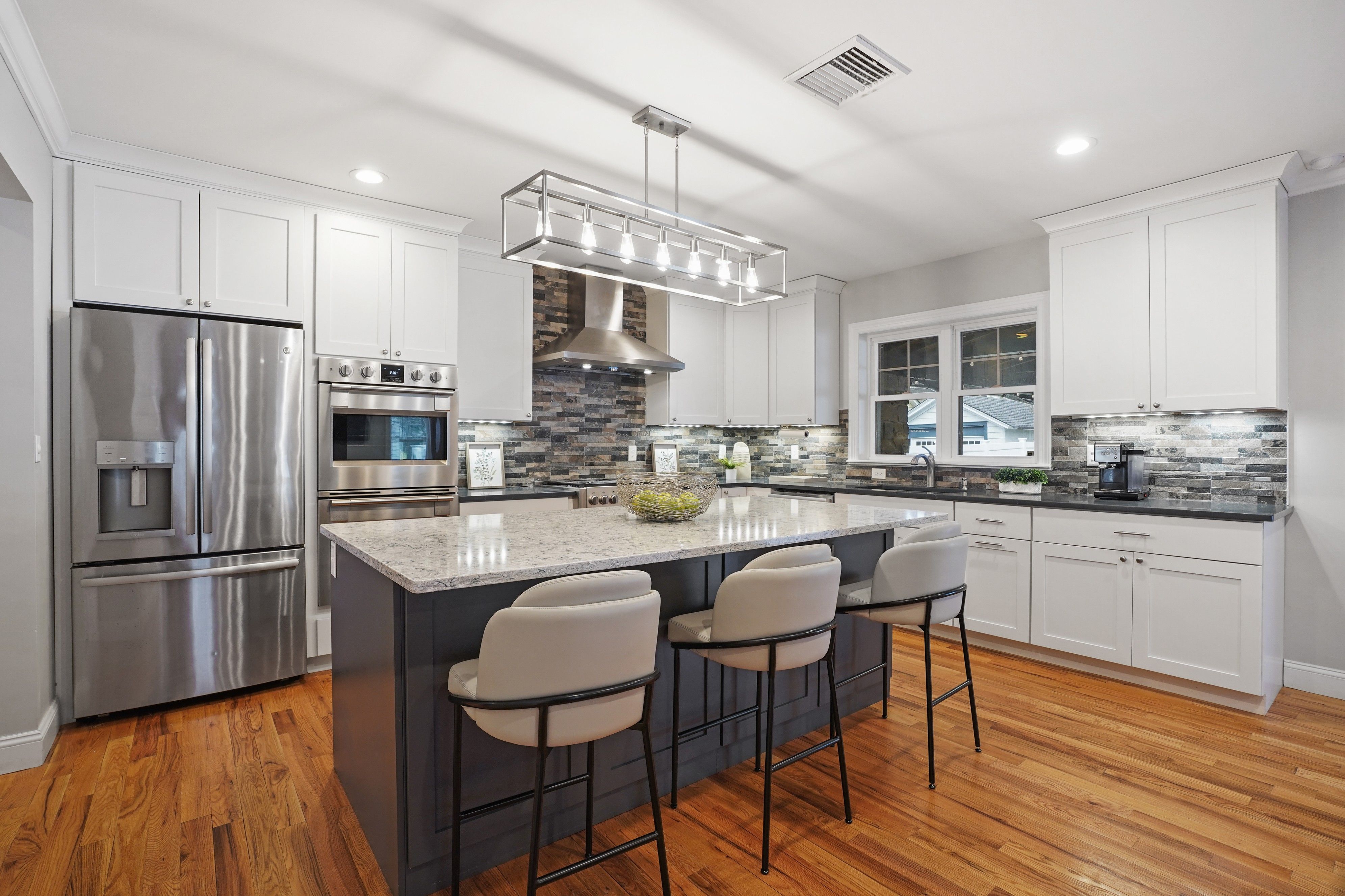 14 Stanford Pl 