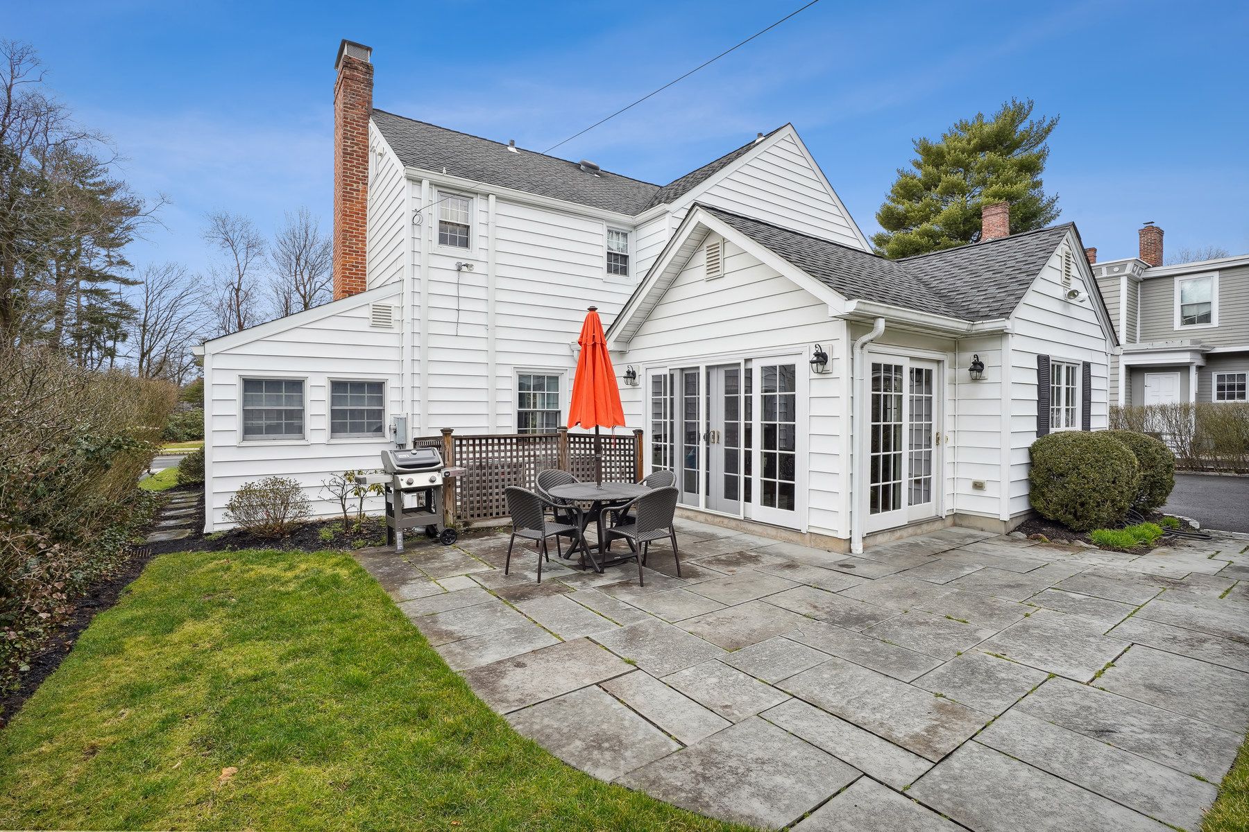 19 Oakley Avenue 