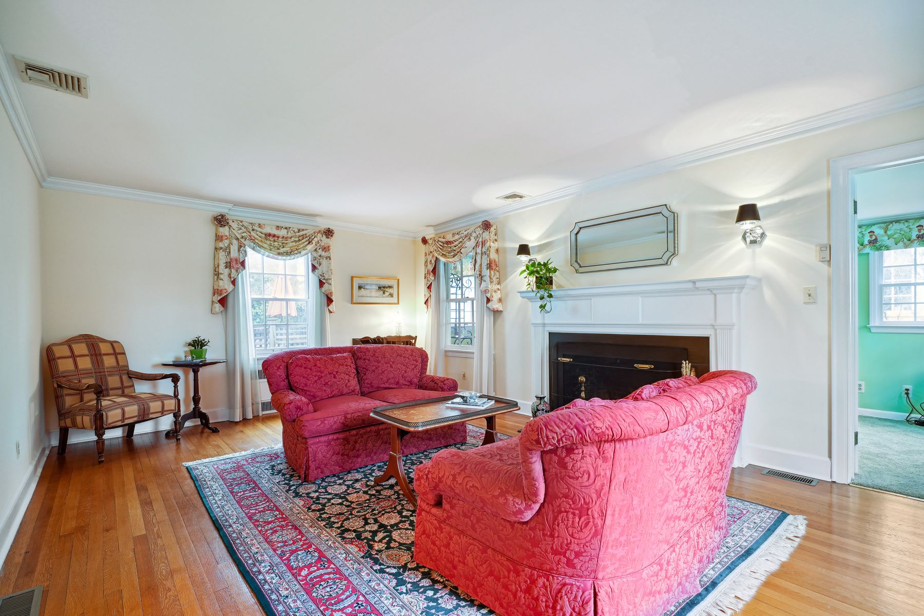 19 Oakley Avenue 