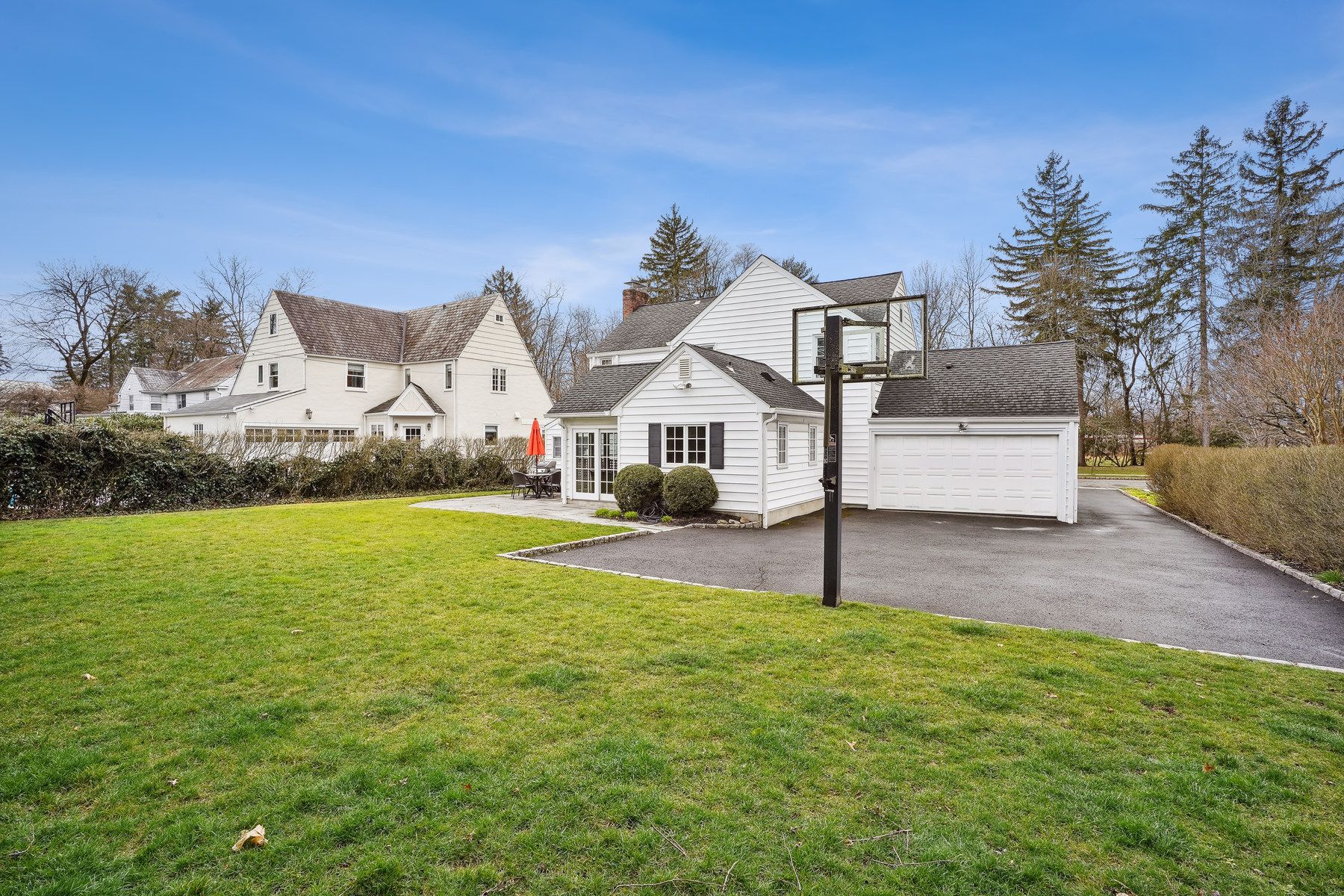 19 Oakley Avenue 