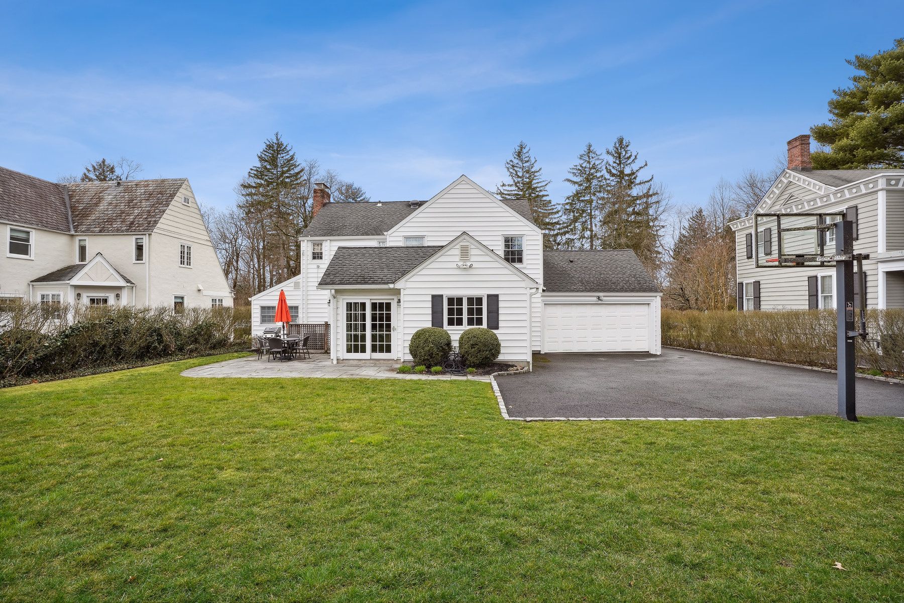 19 Oakley Avenue 