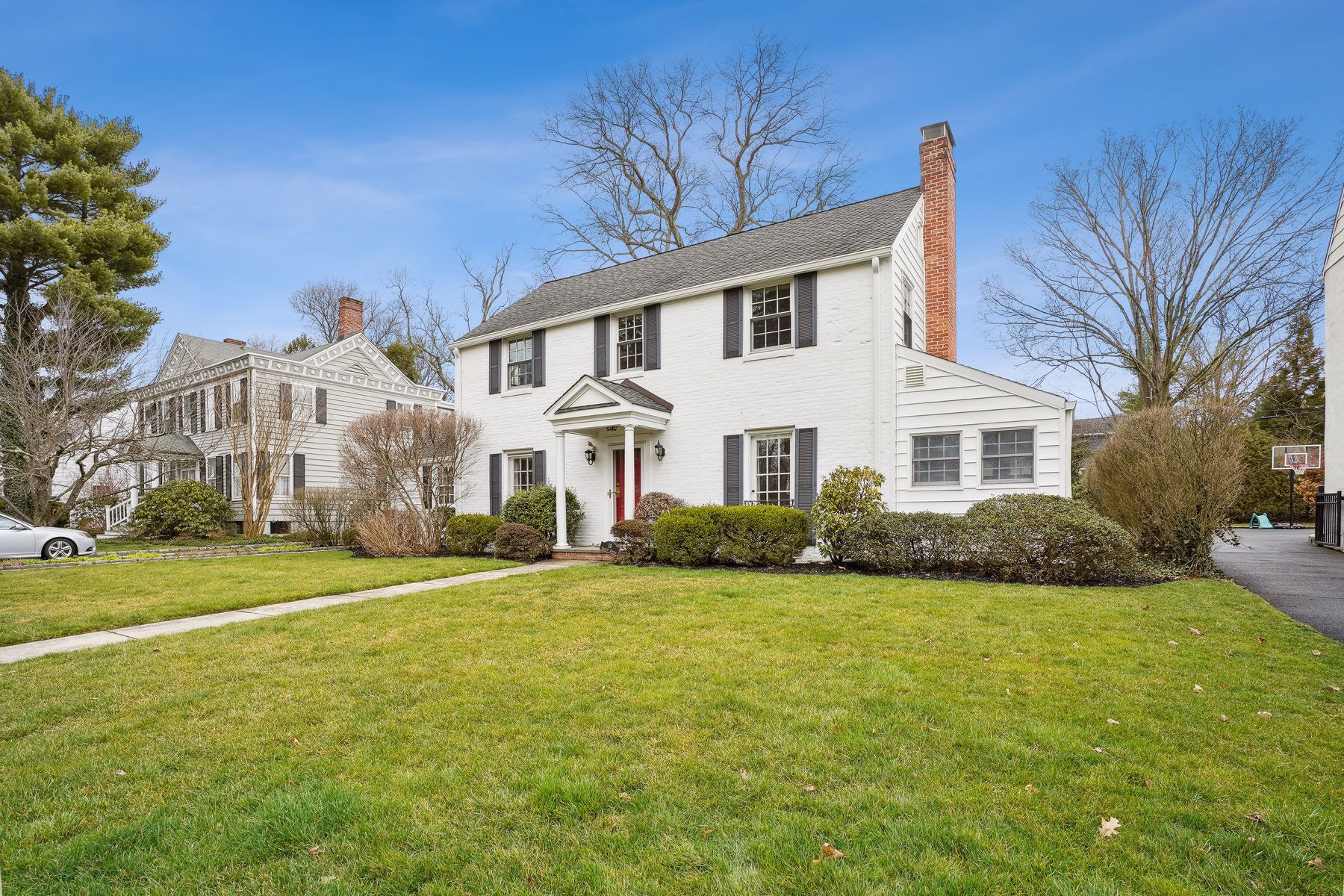 19 Oakley Avenue 