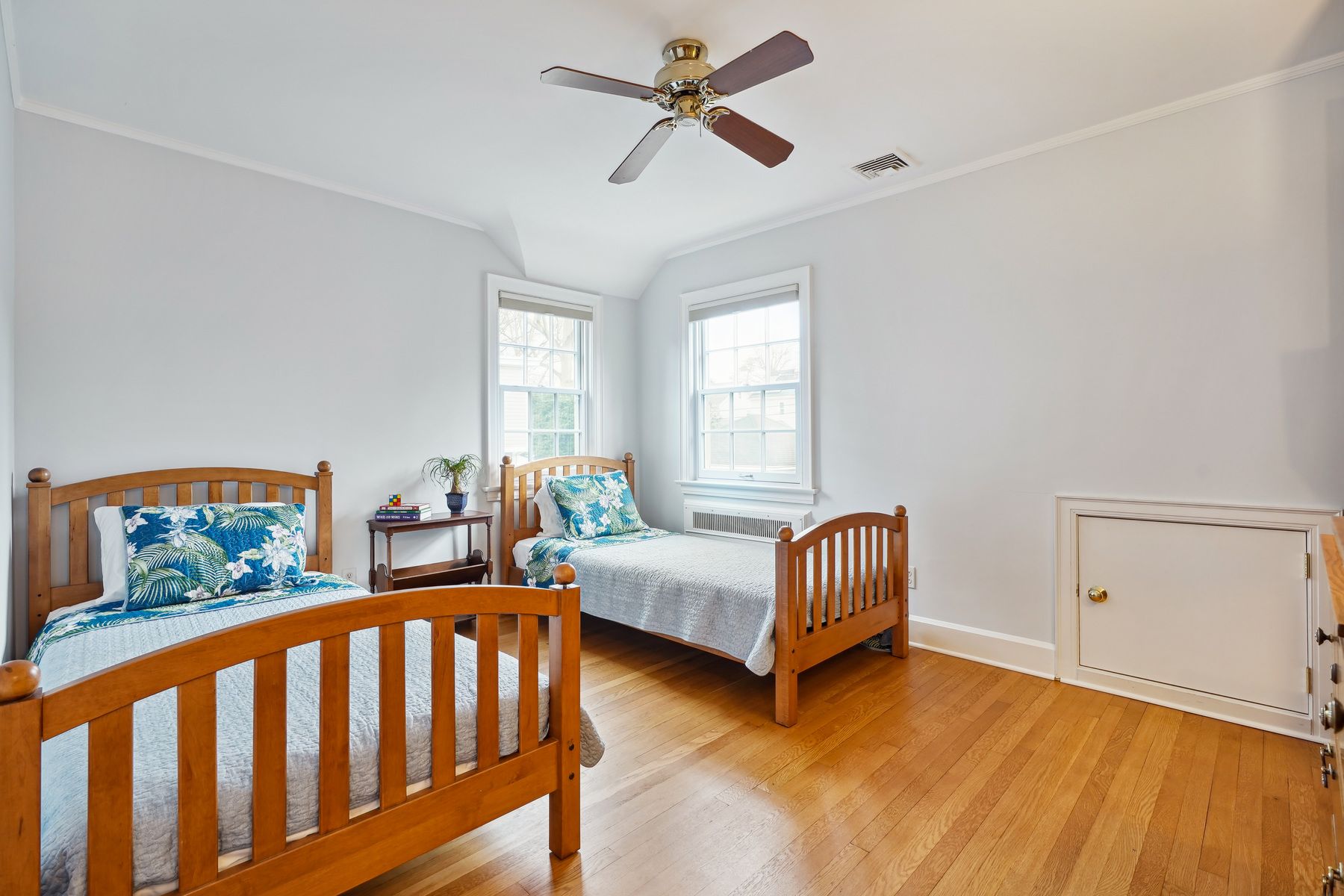 19 Oakley Avenue 