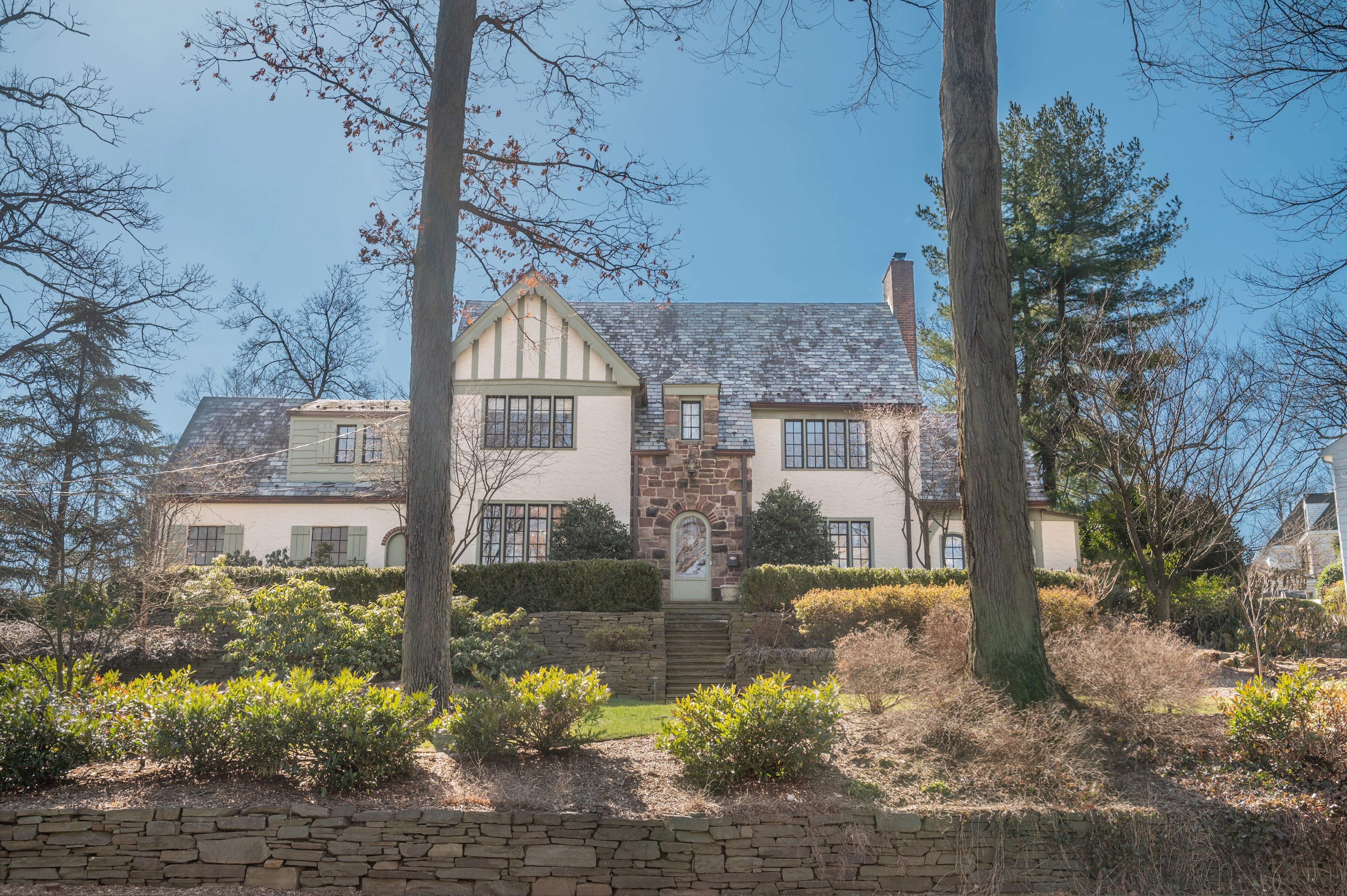 32 Colt Road 