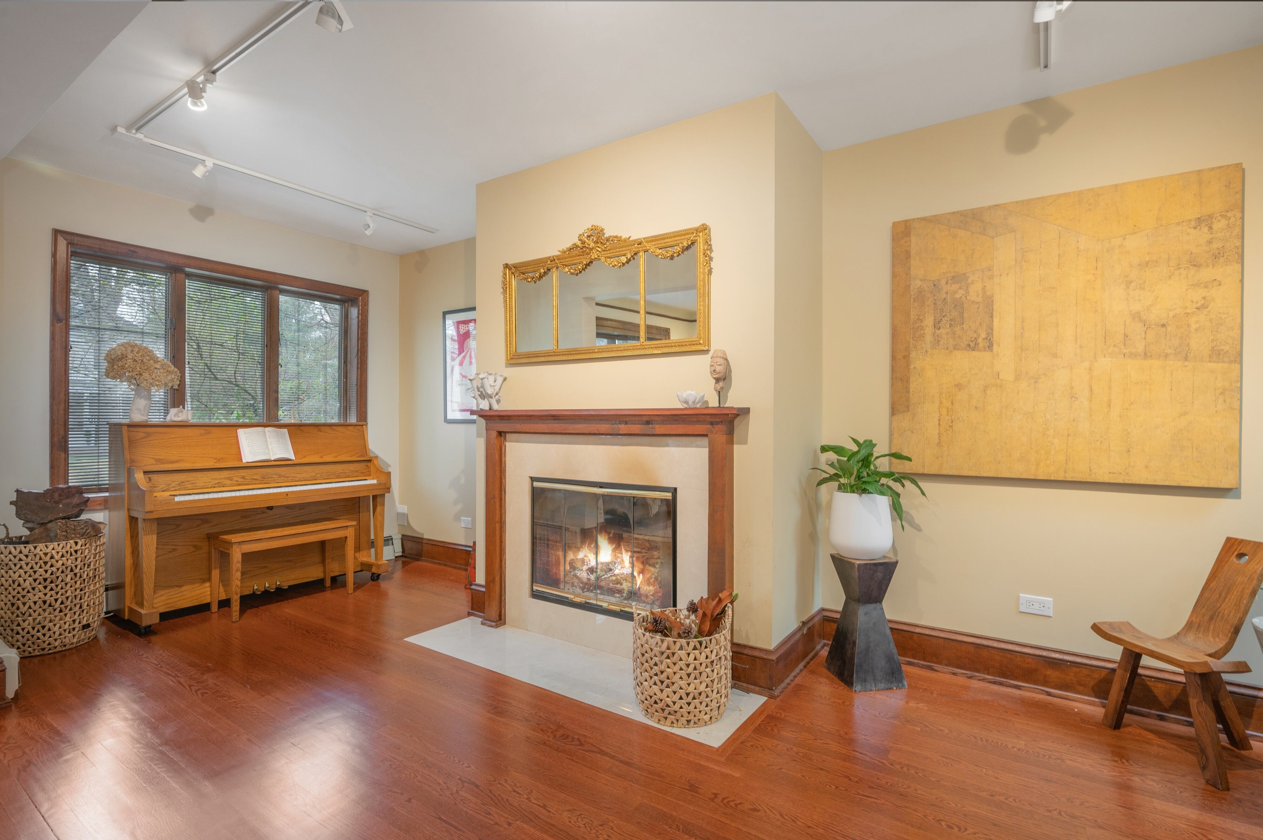 37 Waldron Avenue 