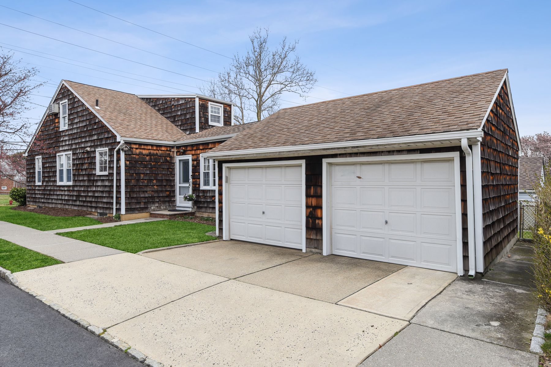 31 Sunset Ave 