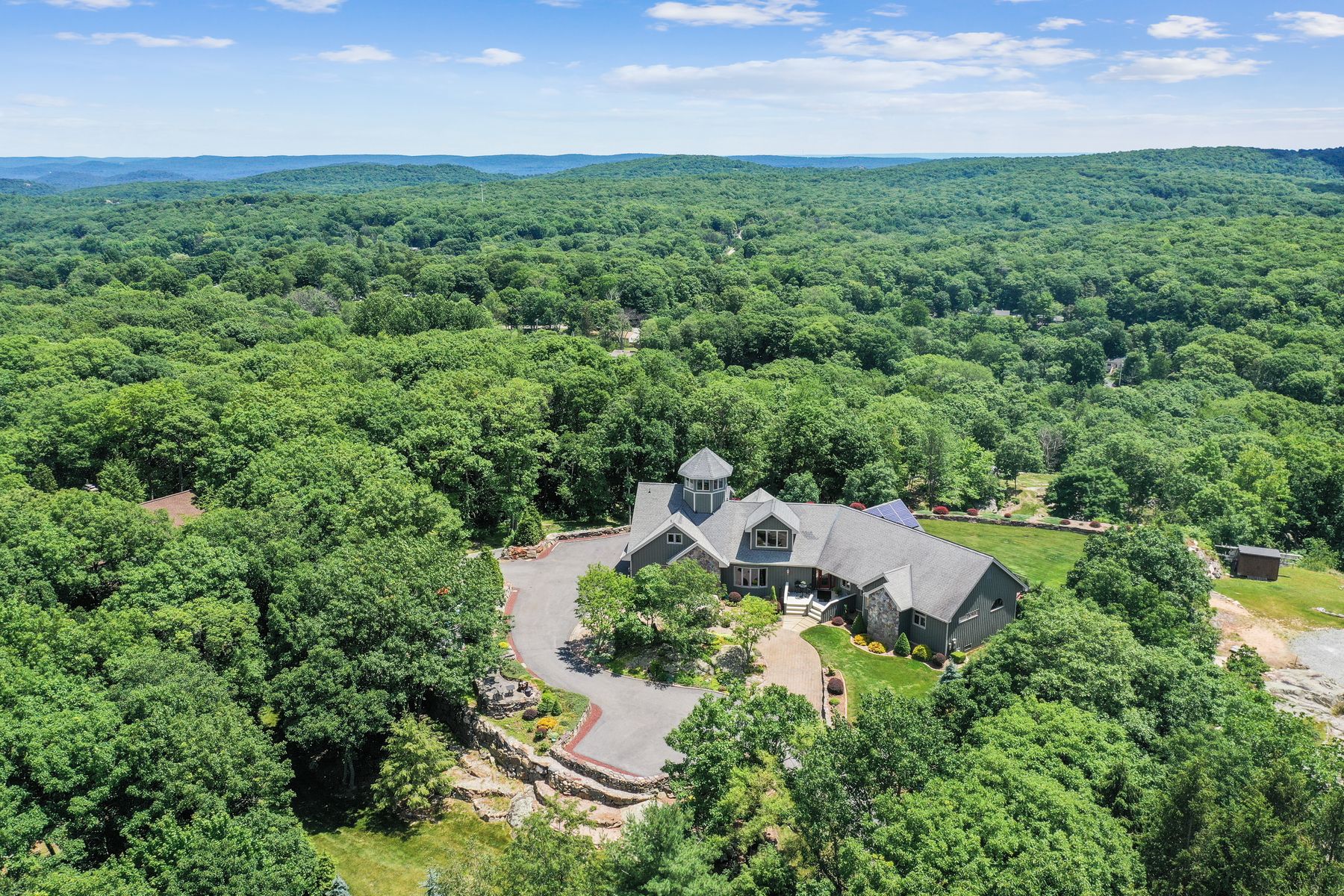 176 Maple Road 