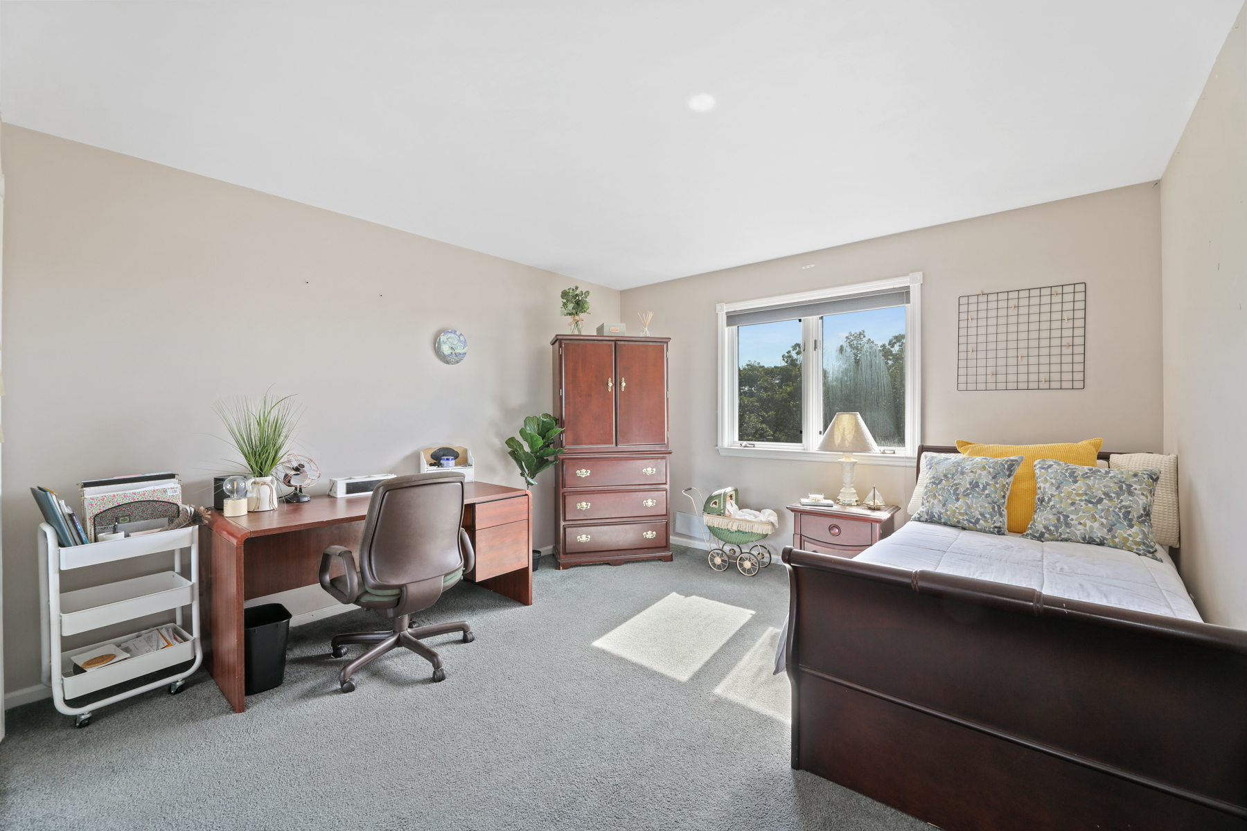 176 Maple Road 