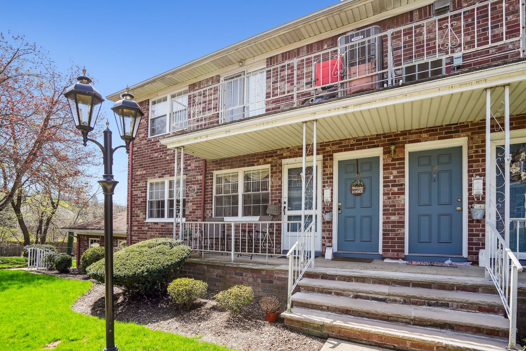 800 Old Springfield Avenue 