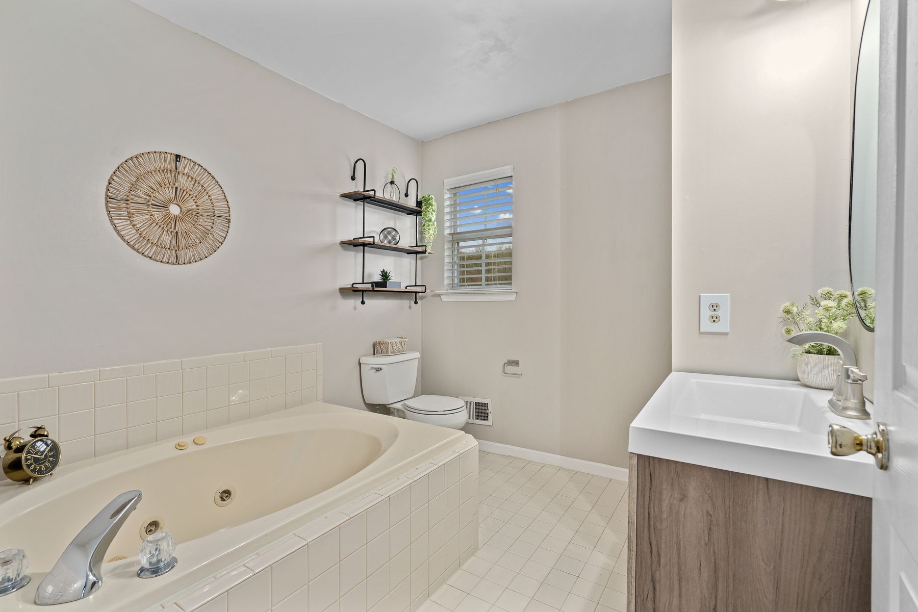 6 Fernwood Road 