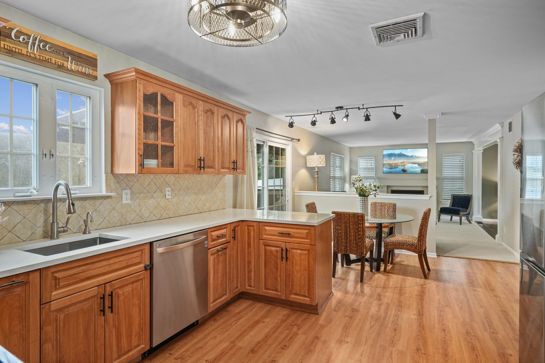 6 Fernwood Road 