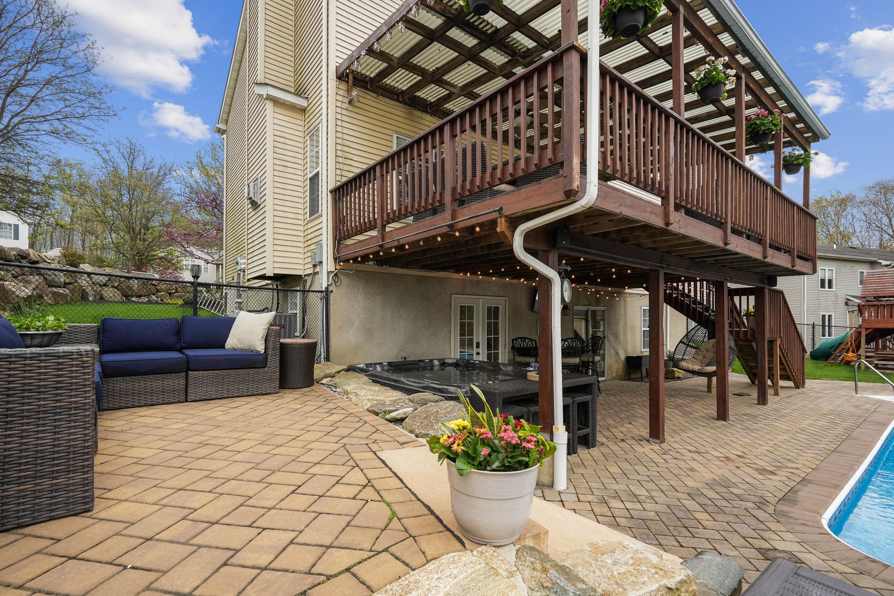 6 Fernwood Road 