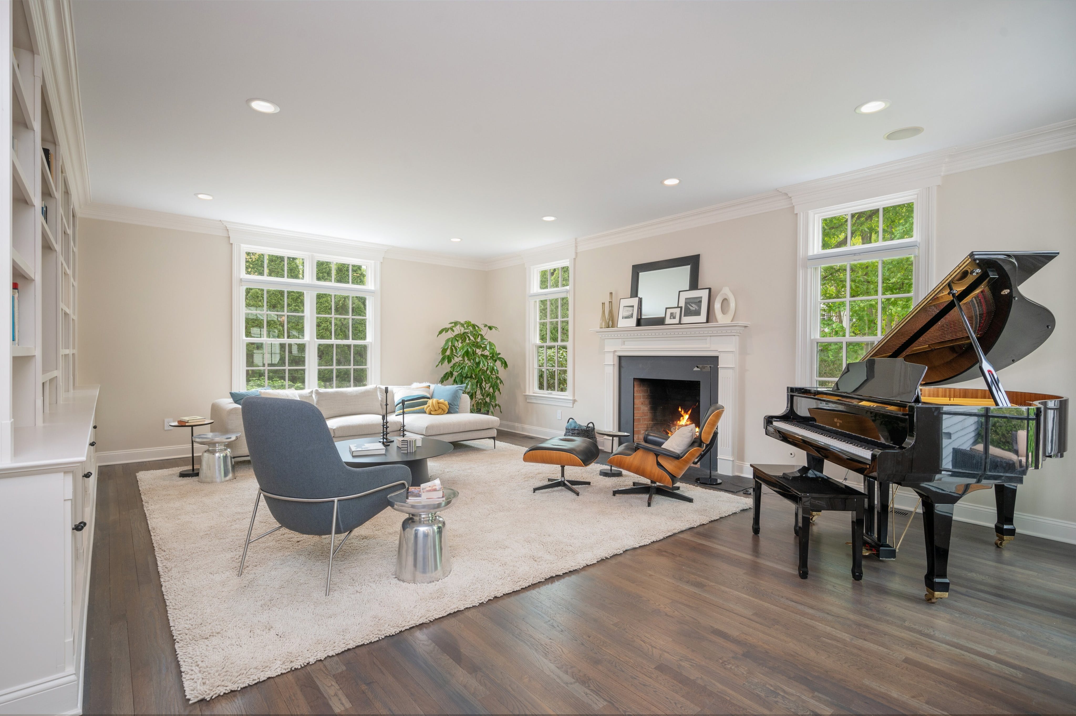 15 Hillside Avenue 