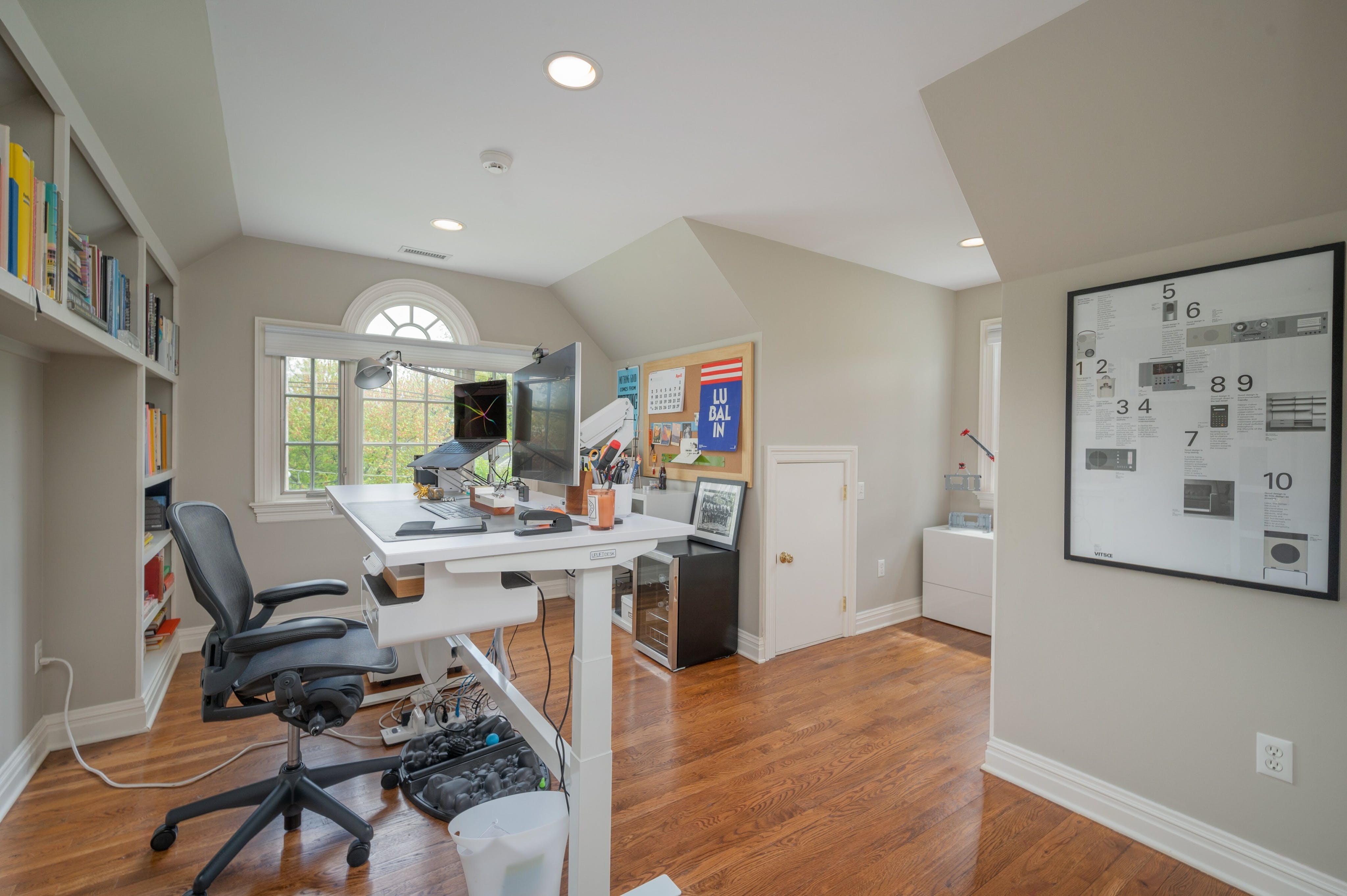15 Hillside Avenue 
