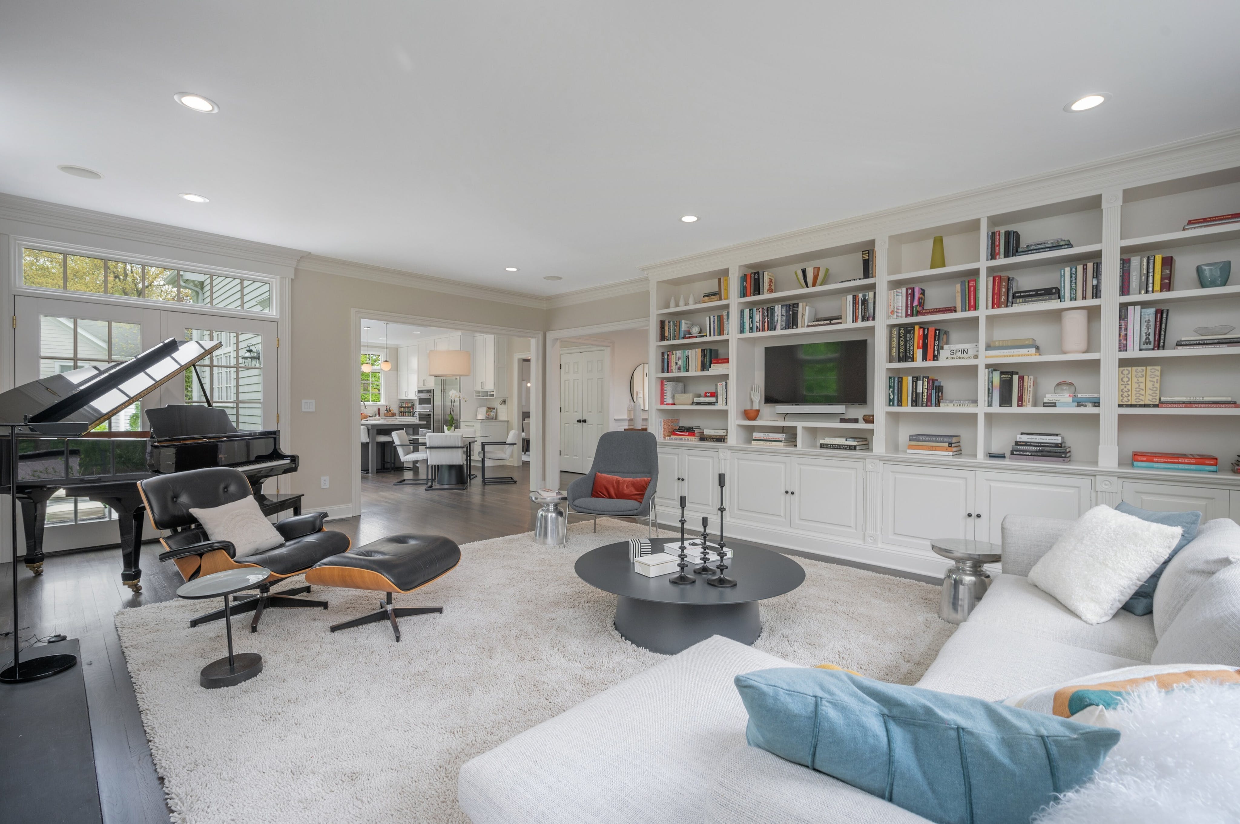 15 Hillside Avenue 