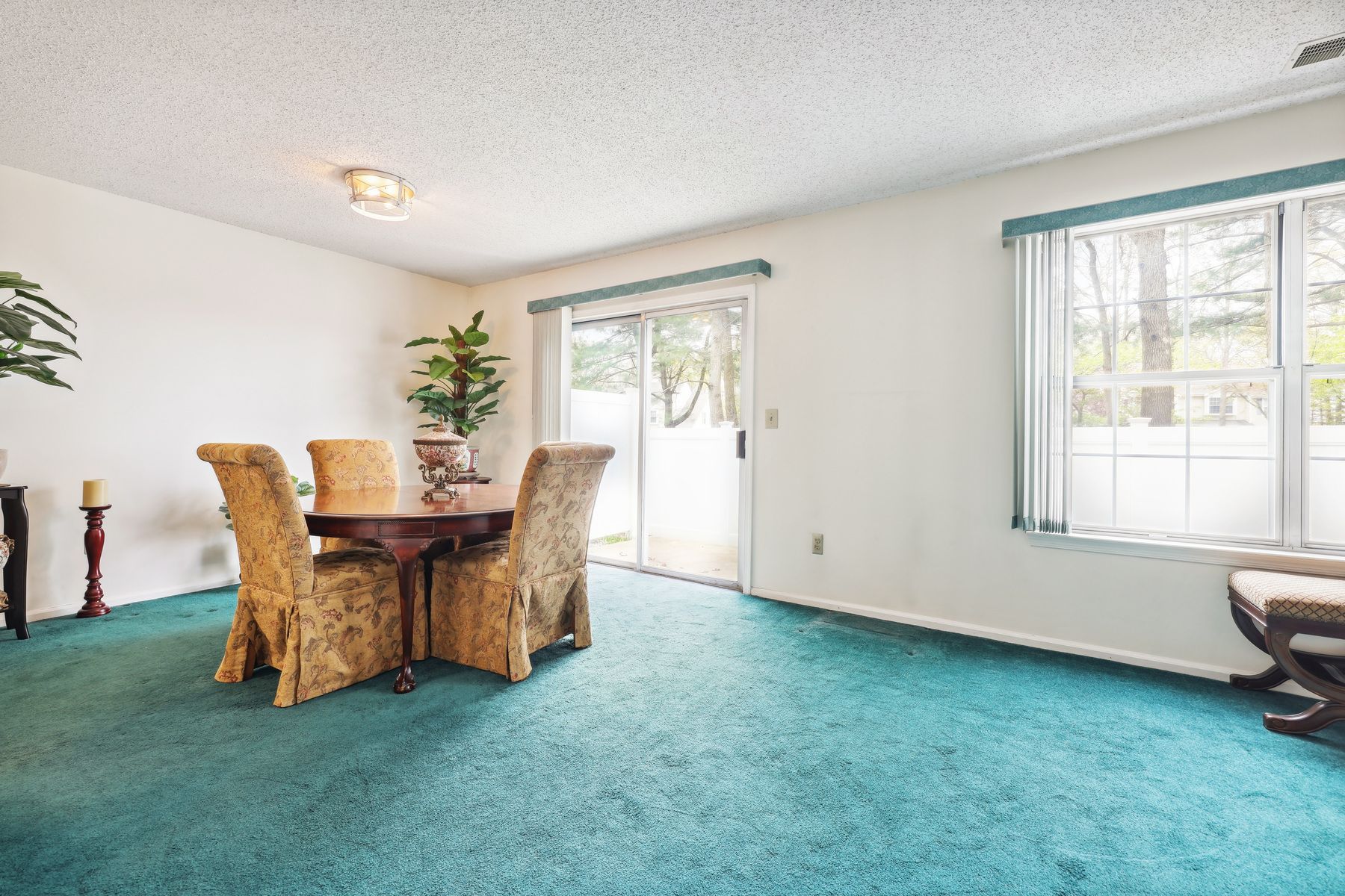 403 Aberdeen Layne 