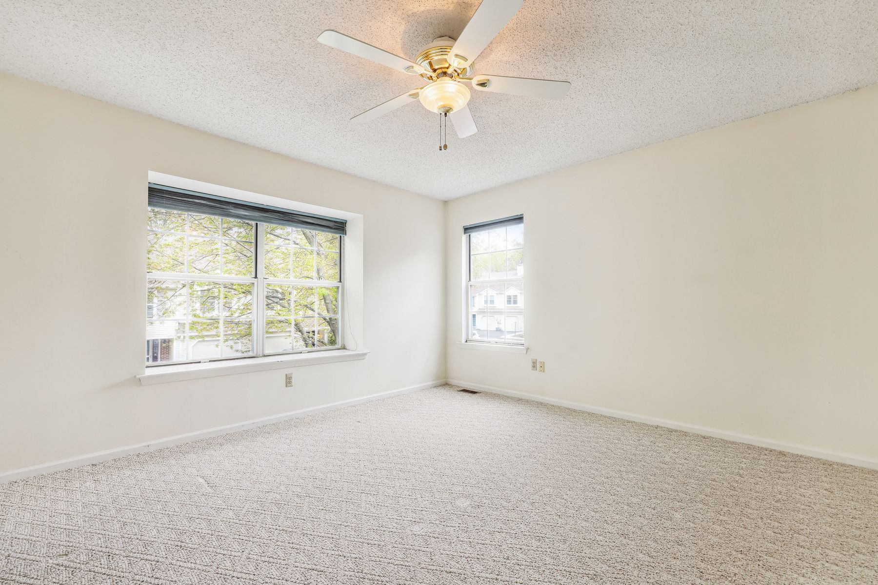 403 Aberdeen Layne 