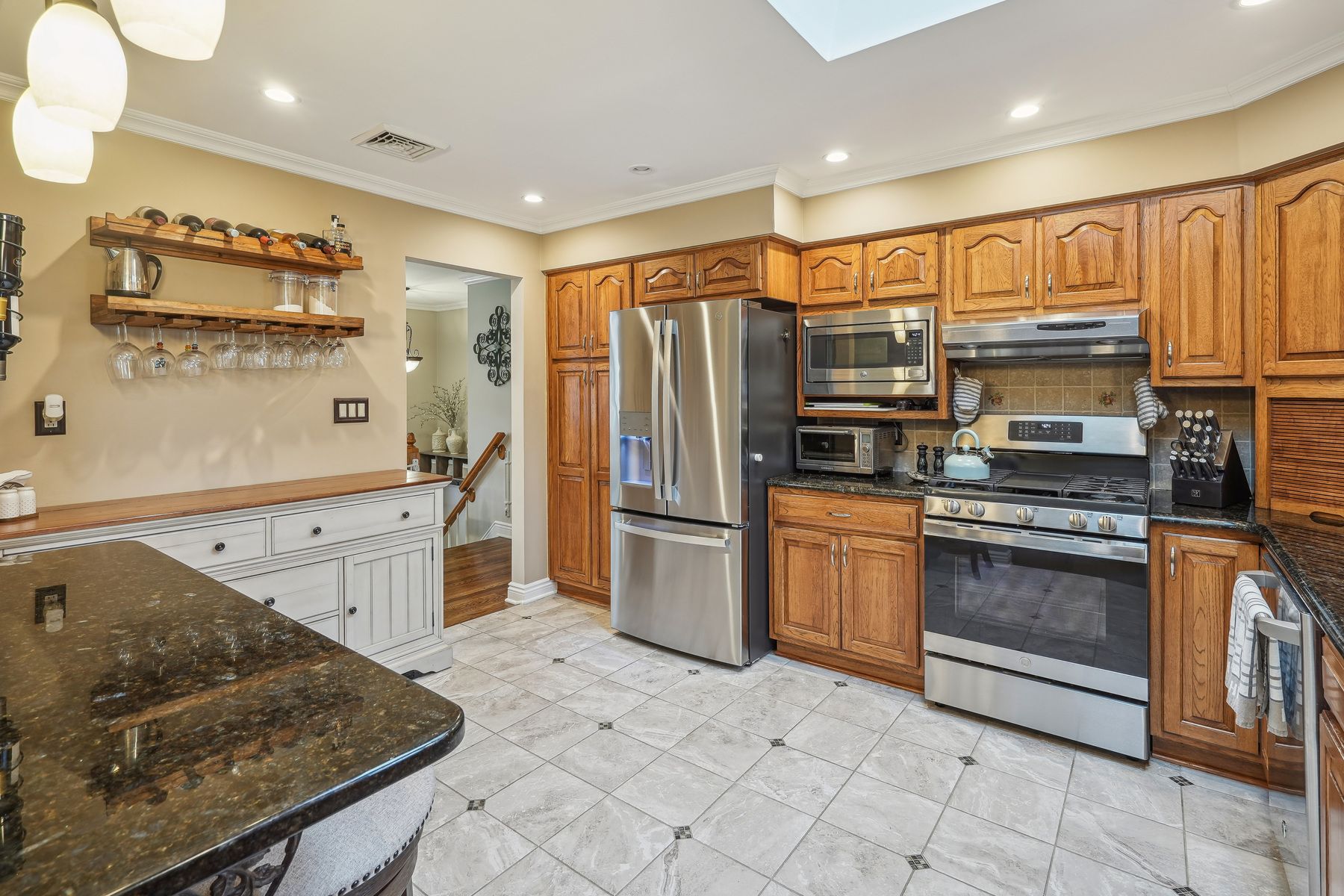 7 Glenn Dr 