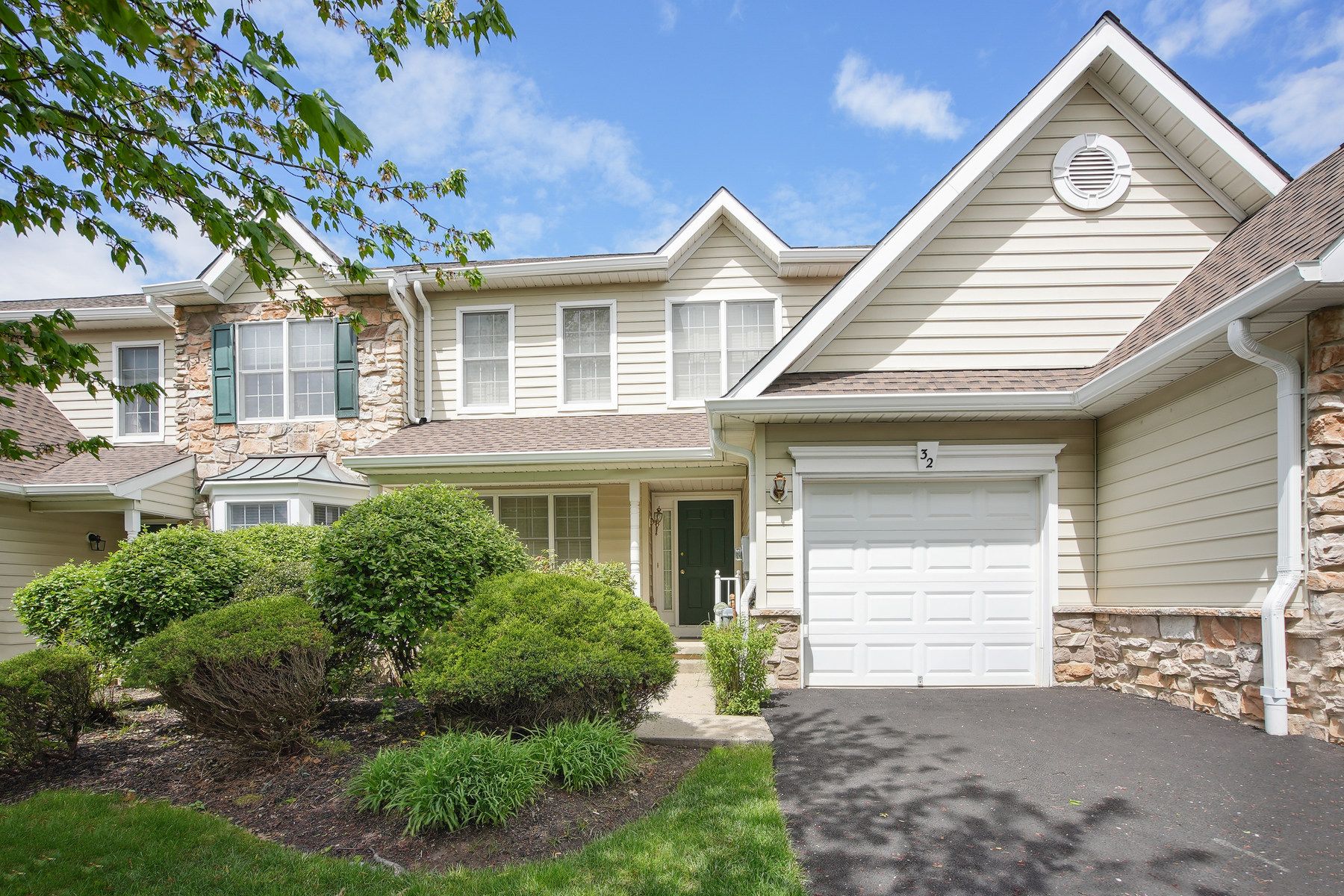 32 Patriot Hill Drive 