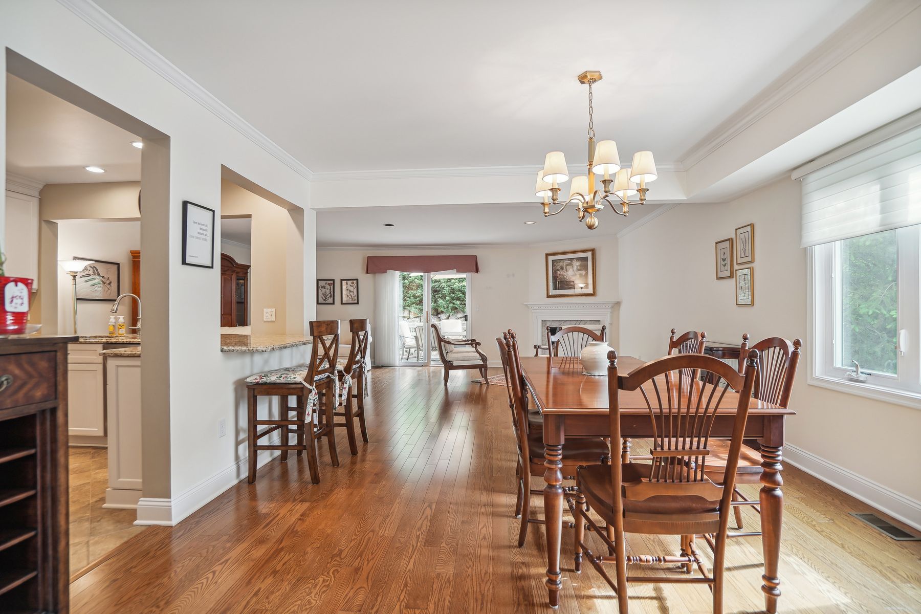 48 Averell Dr 