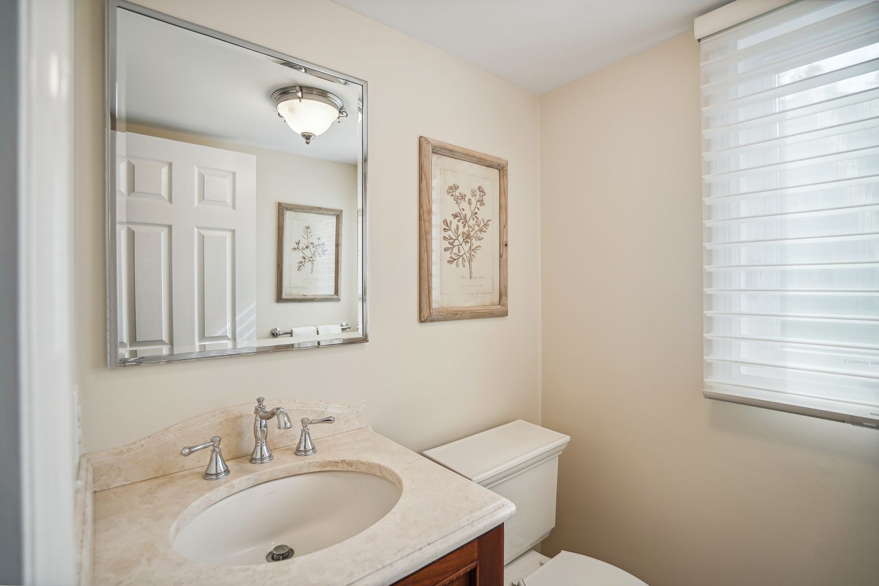 48 Averell Dr 