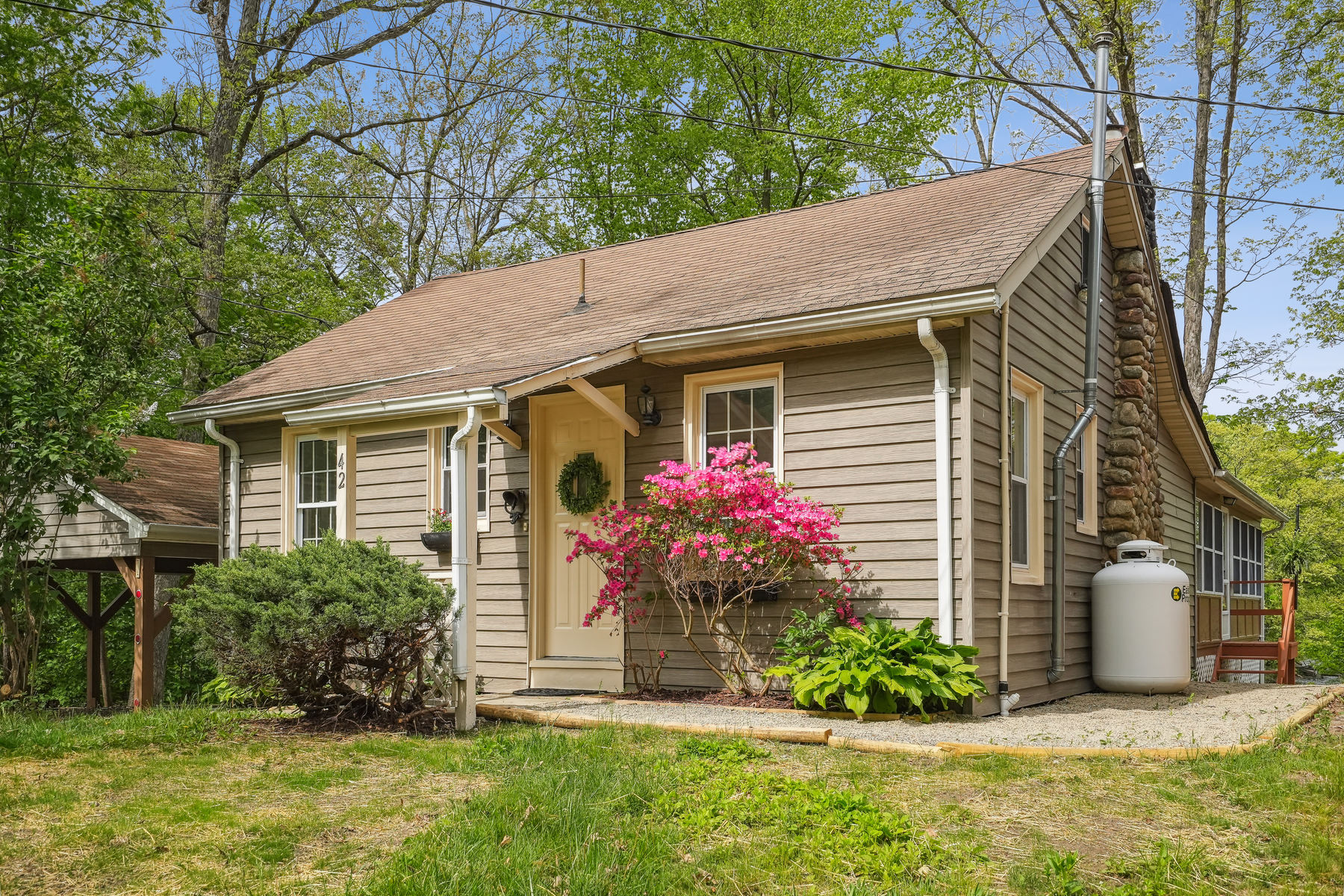 42 Pequot Trail 