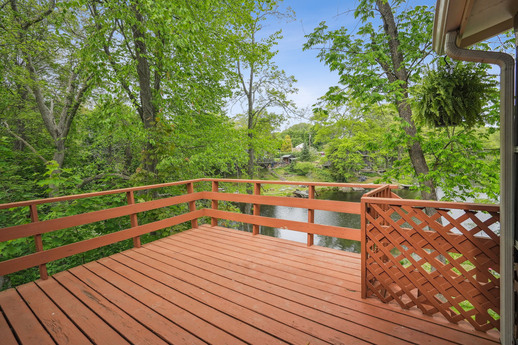 42 Pequot Trail 