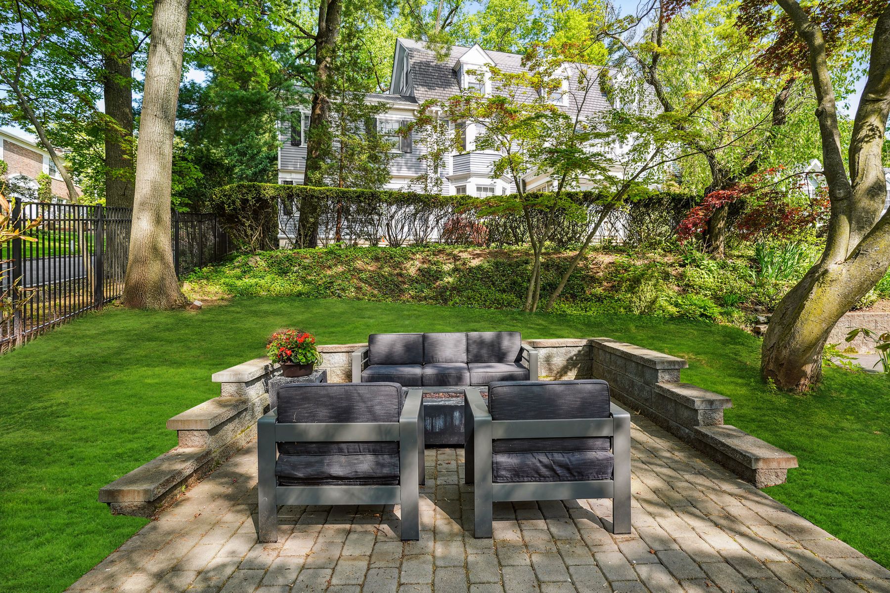 8 South Mountain Avenue, #E 