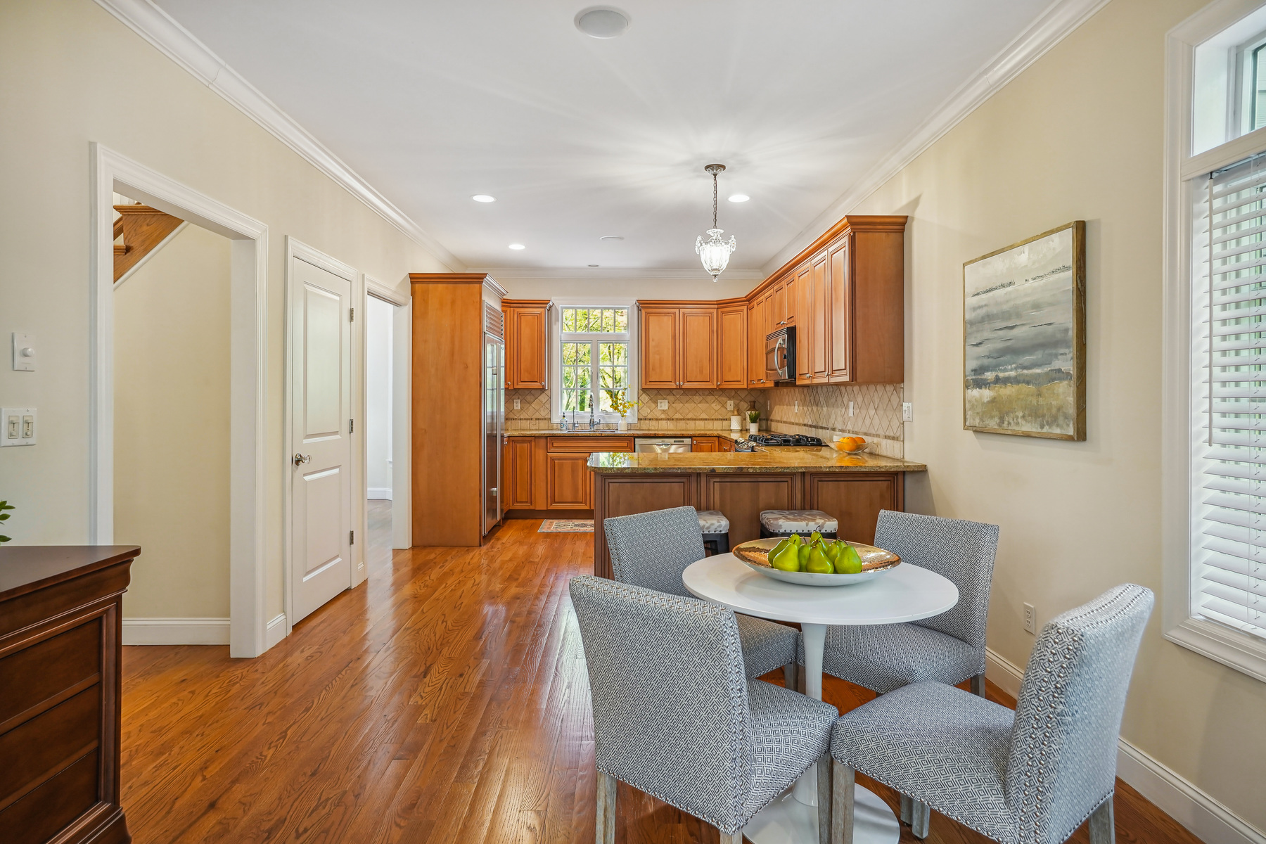8 South Mountain Avenue, #E 