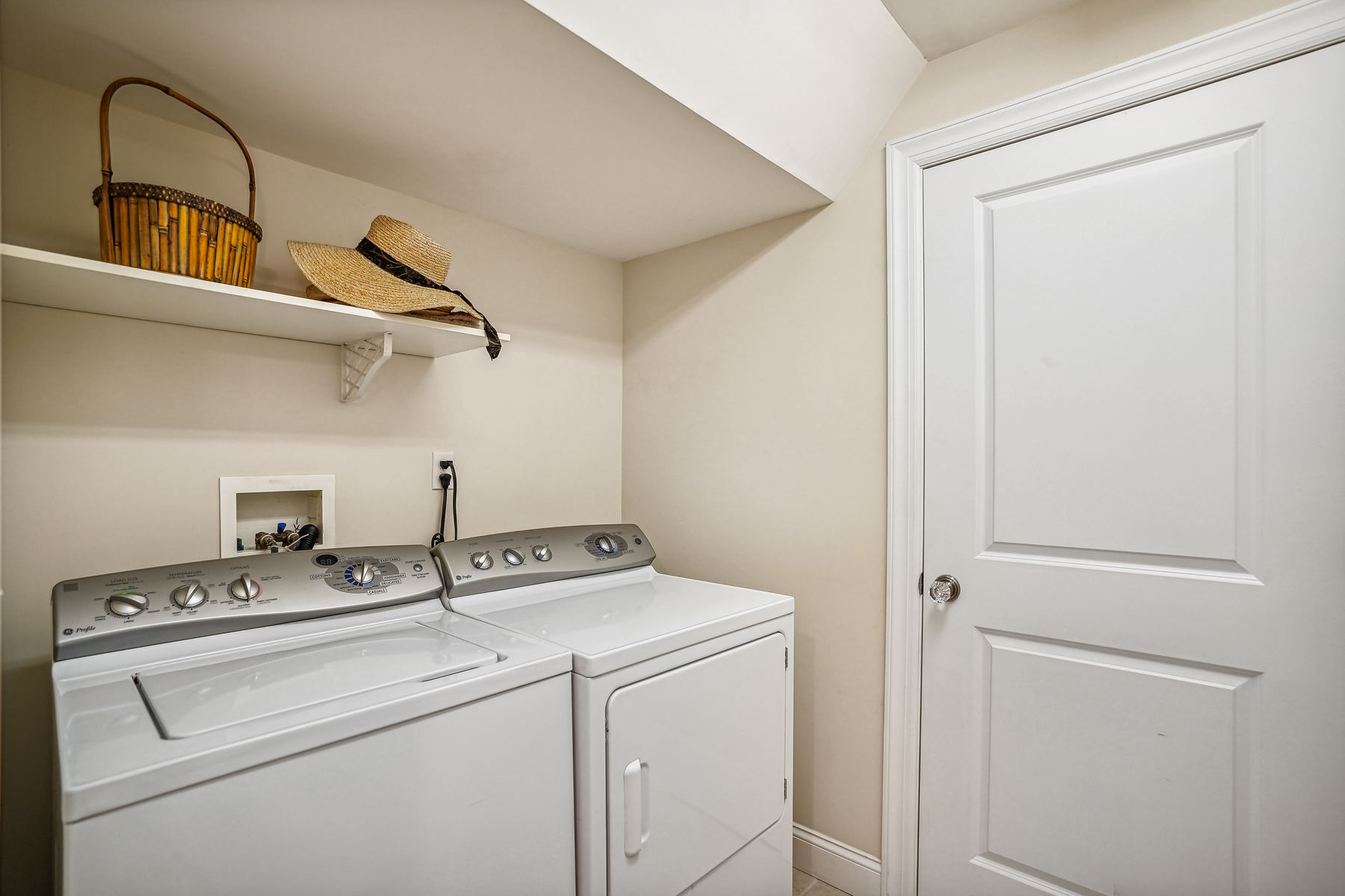 8 South Mountain Avenue, #E 