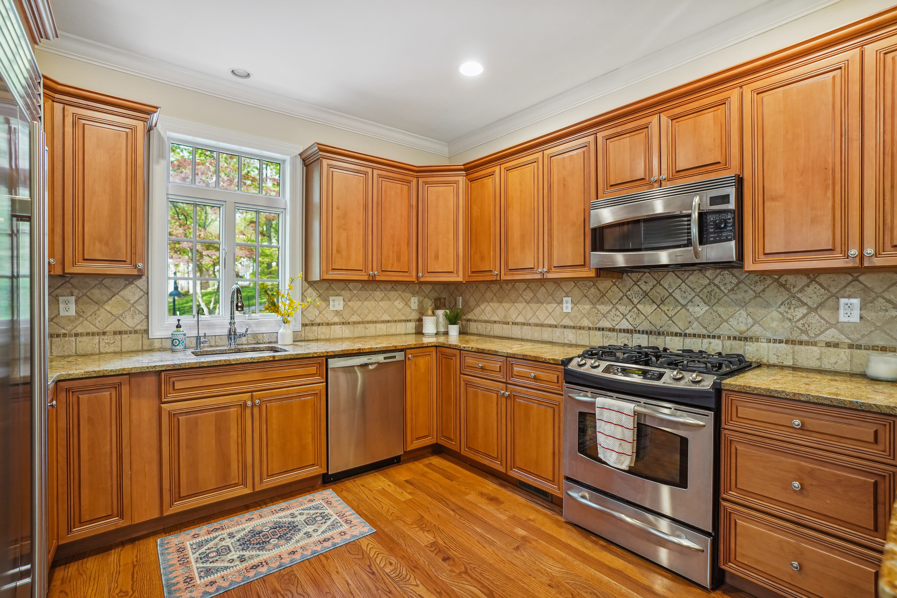 8 South Mountain Avenue, #E 