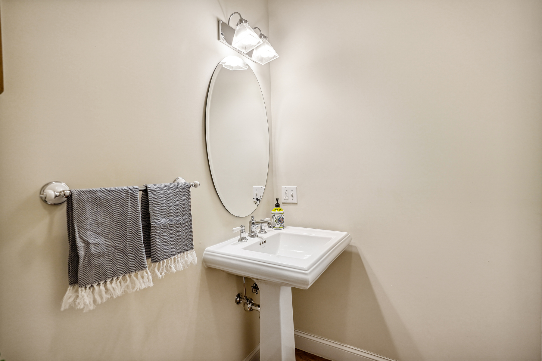 8 South Mountain Avenue, #E 